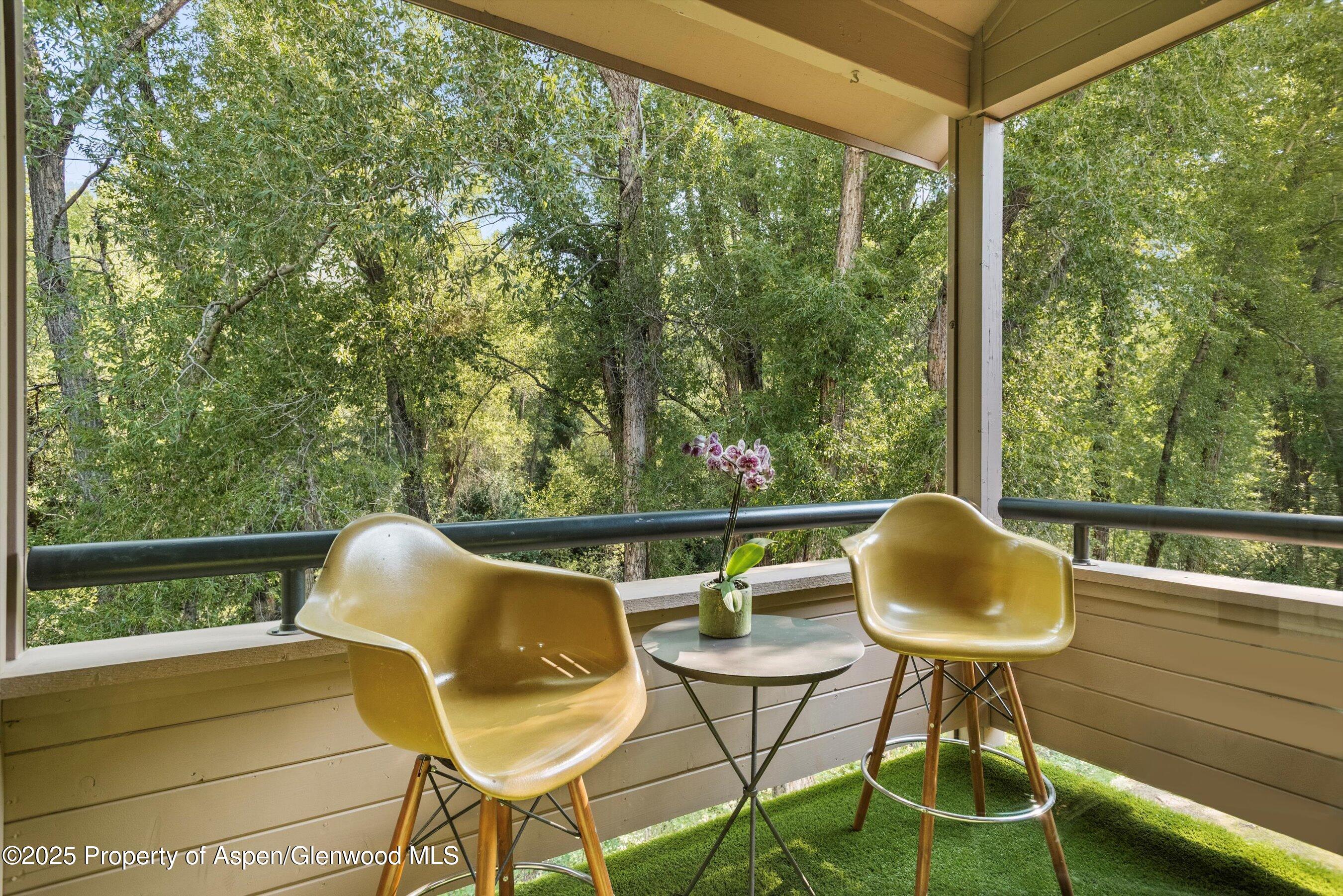 332 Vine Street Property Photo 6