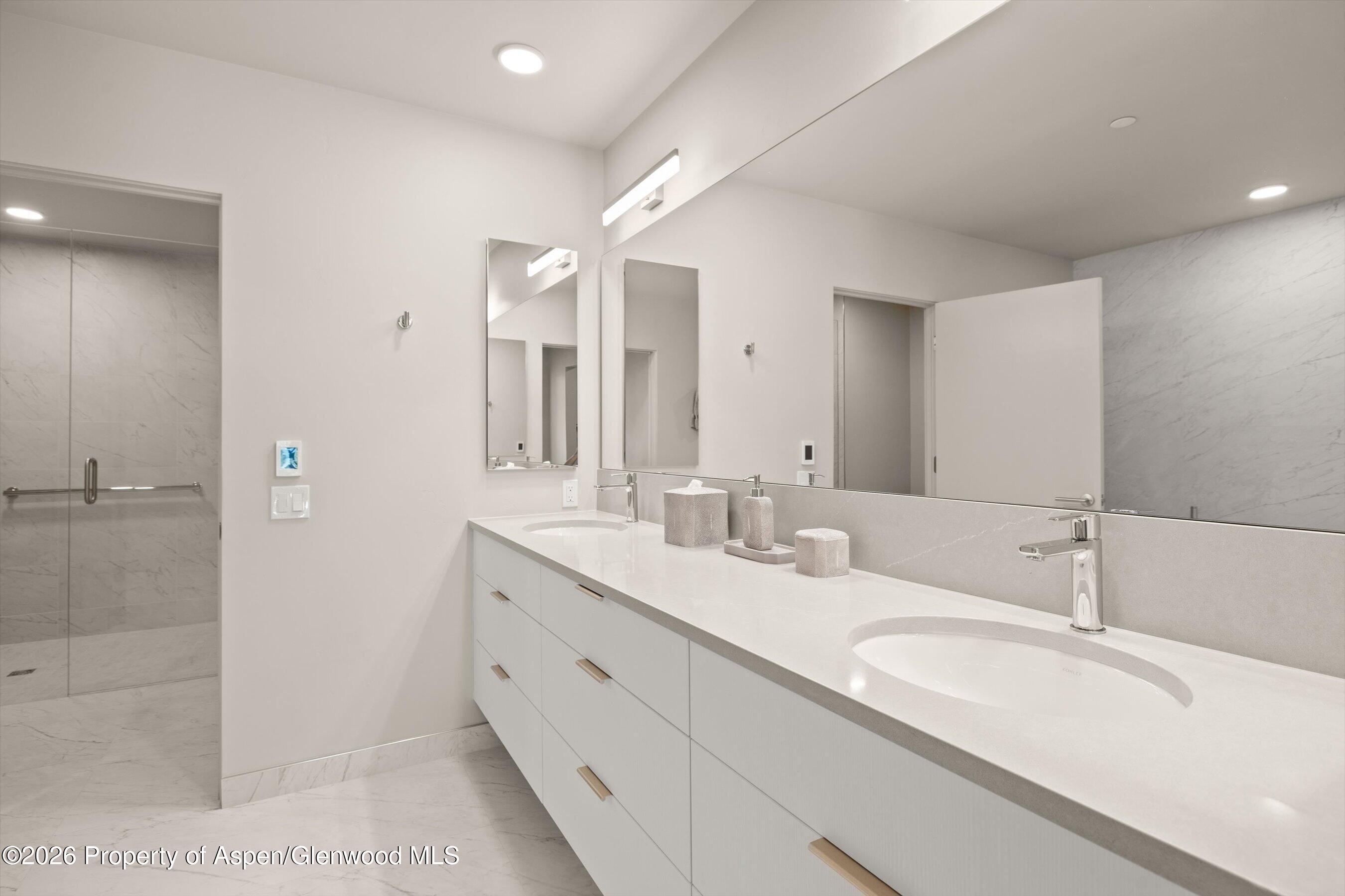 101 Willow Road 206 Property Photo 9