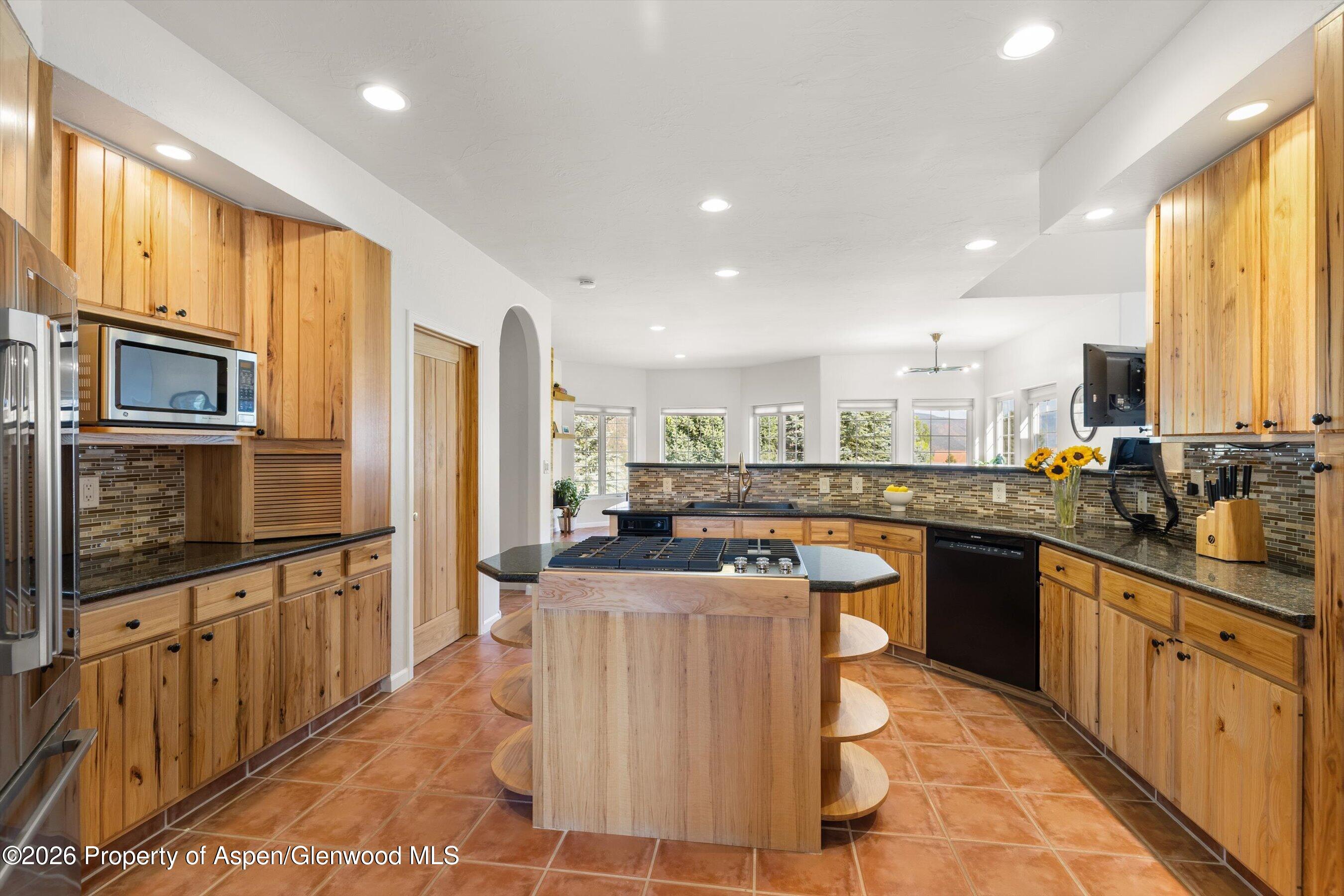 156 Dolores Circle Property Photo 8