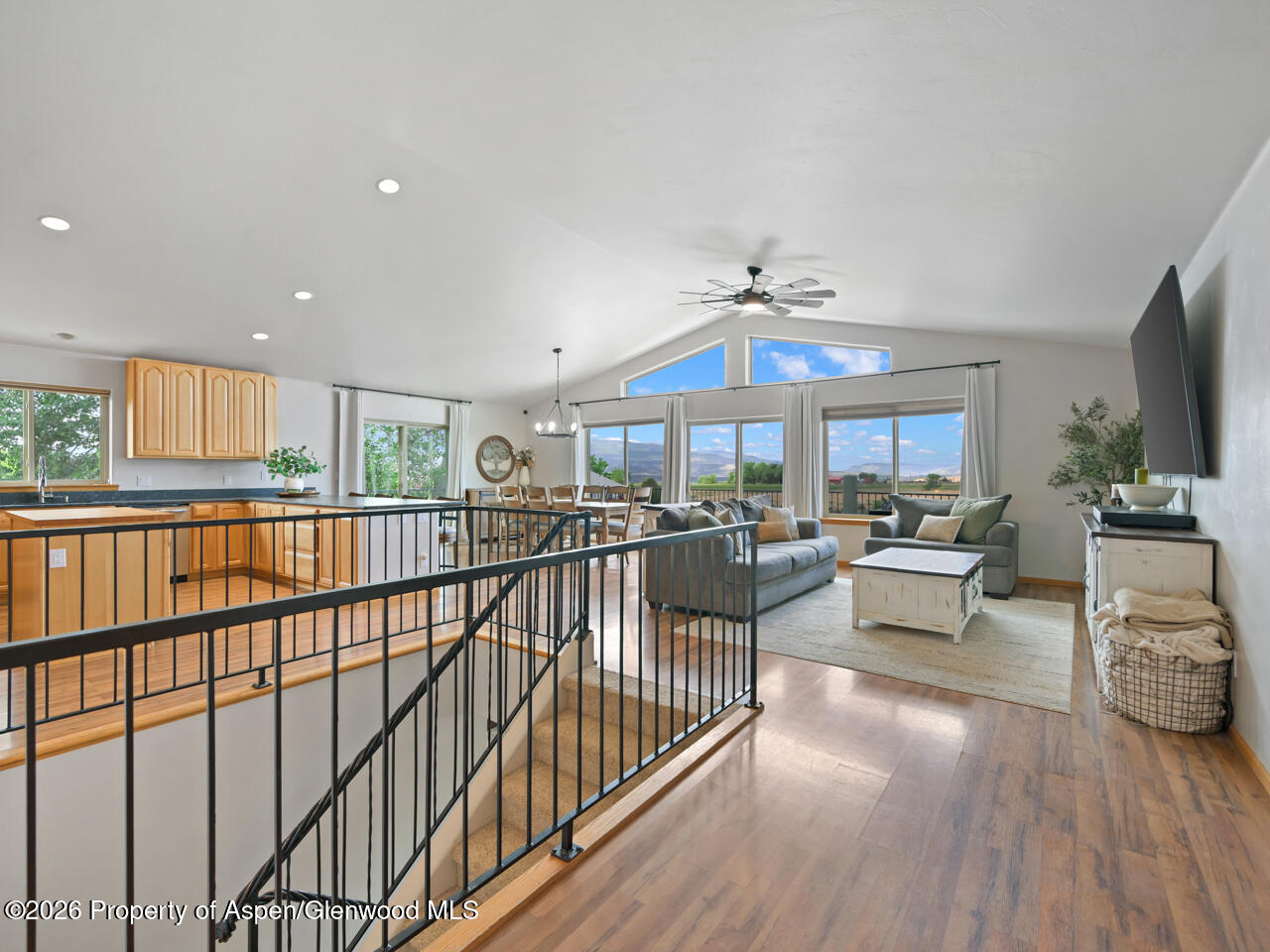 433 Eagles View Court Property Photo 2