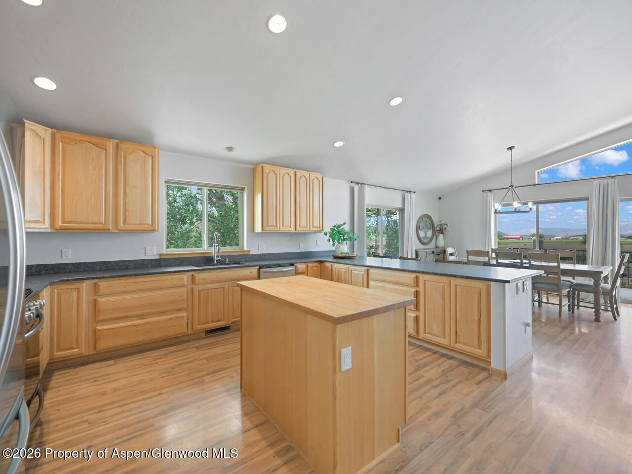 433 Eagles View Court Property Photo 9