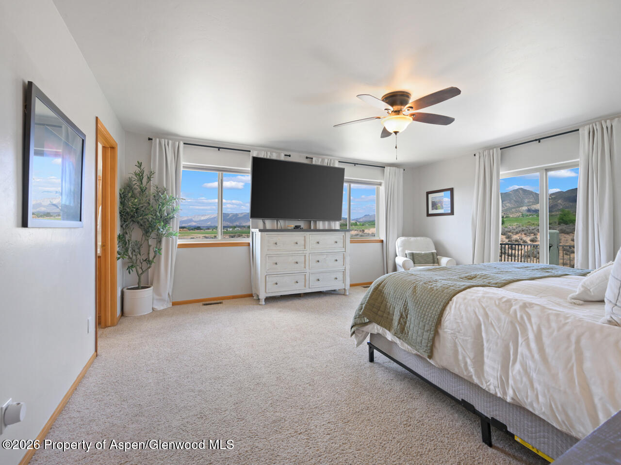 433 Eagles View Court Property Photo 12