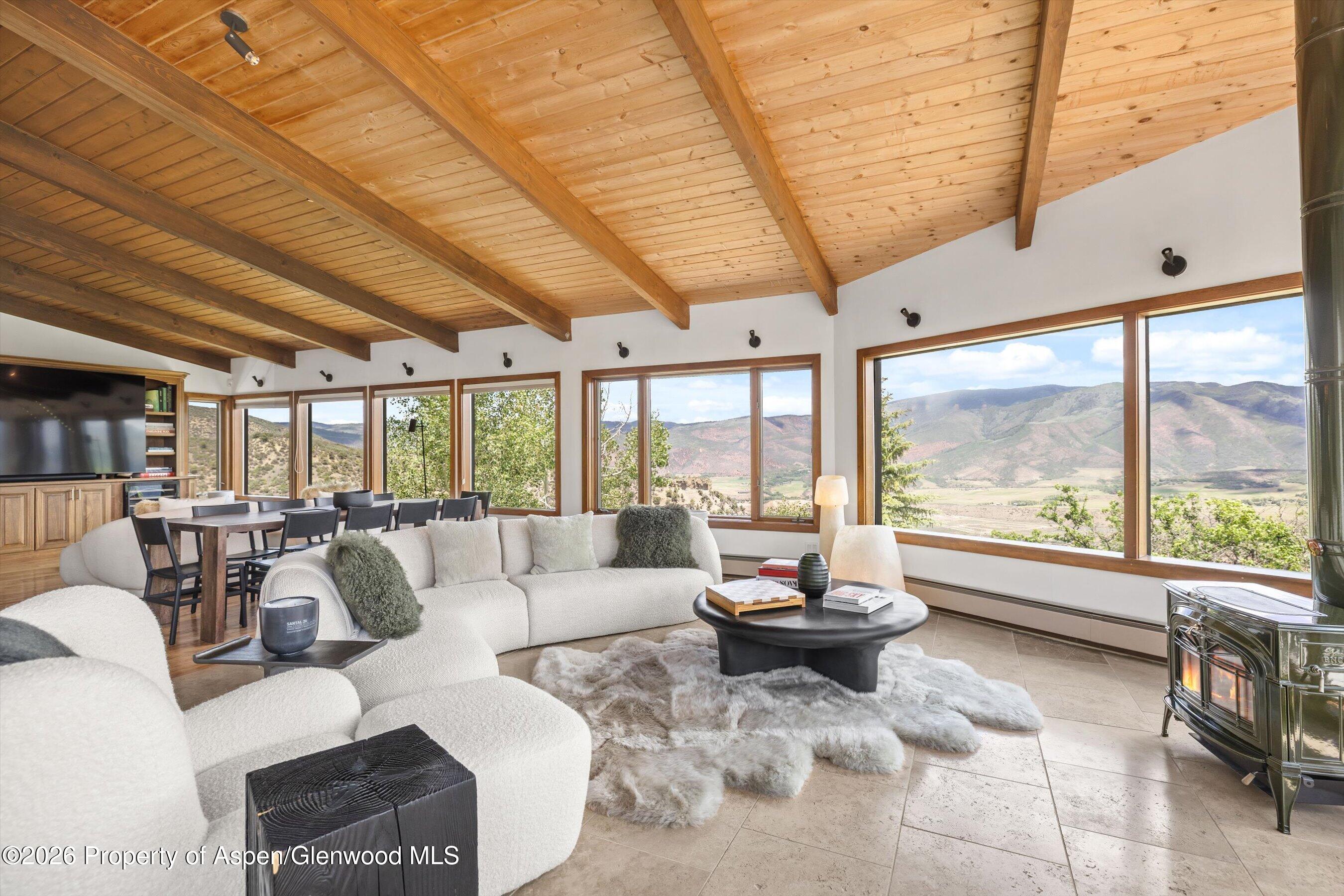 2227 Juniper Hill Road Property Photo 3