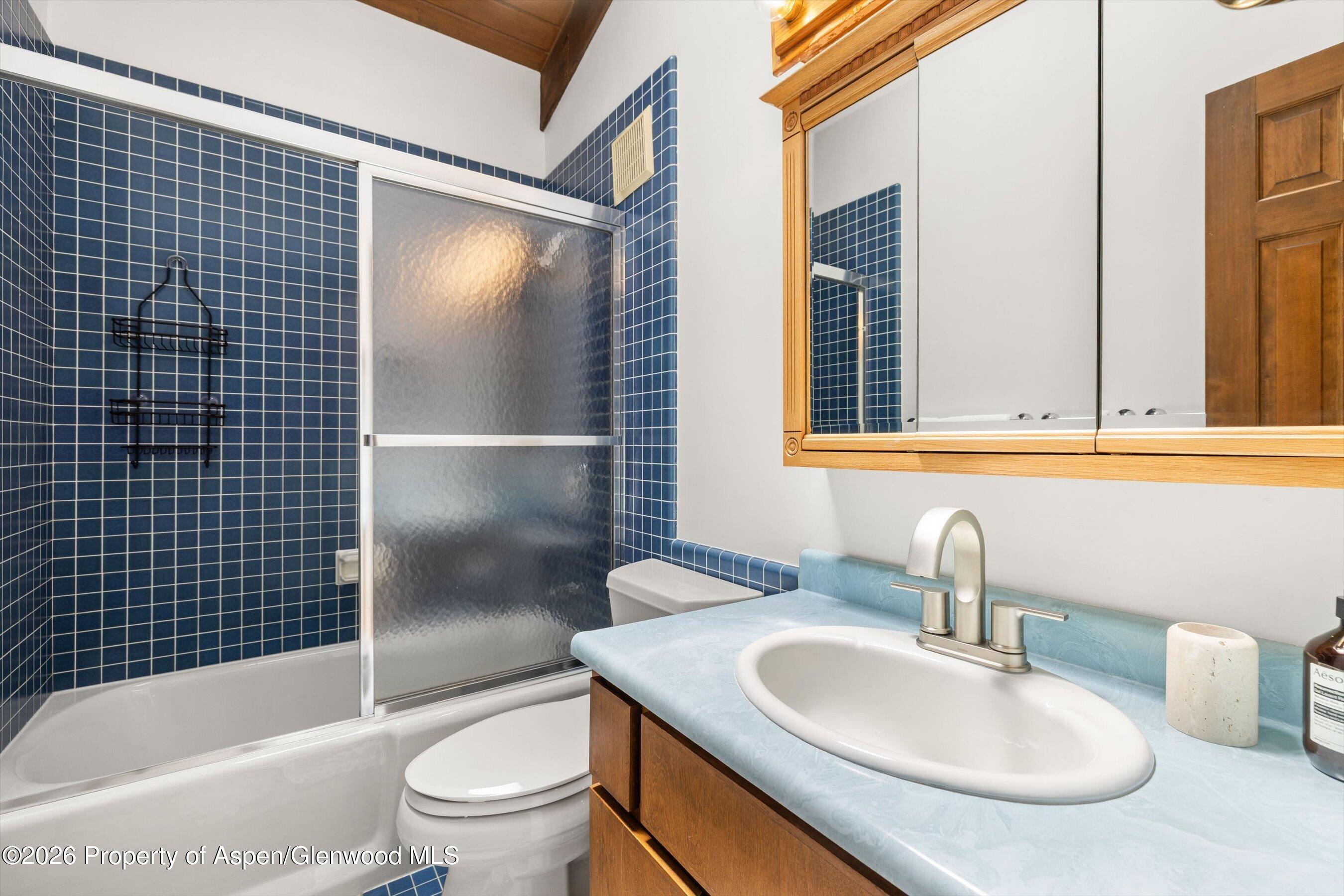 2227 Juniper Hill Road Property Photo 18
