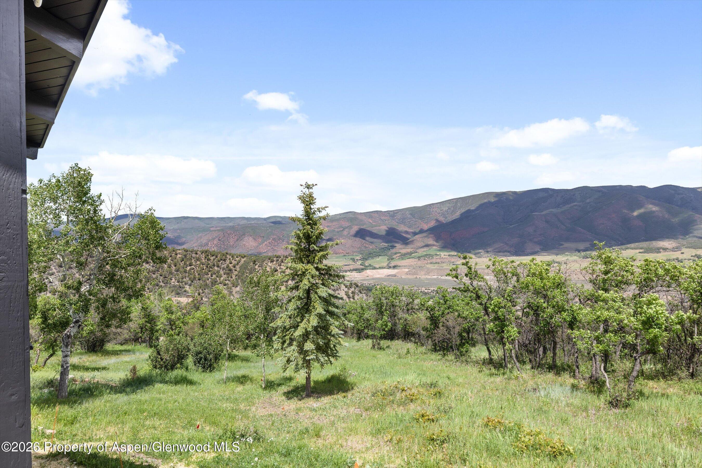 2227 Juniper Hill Road Property Photo 23