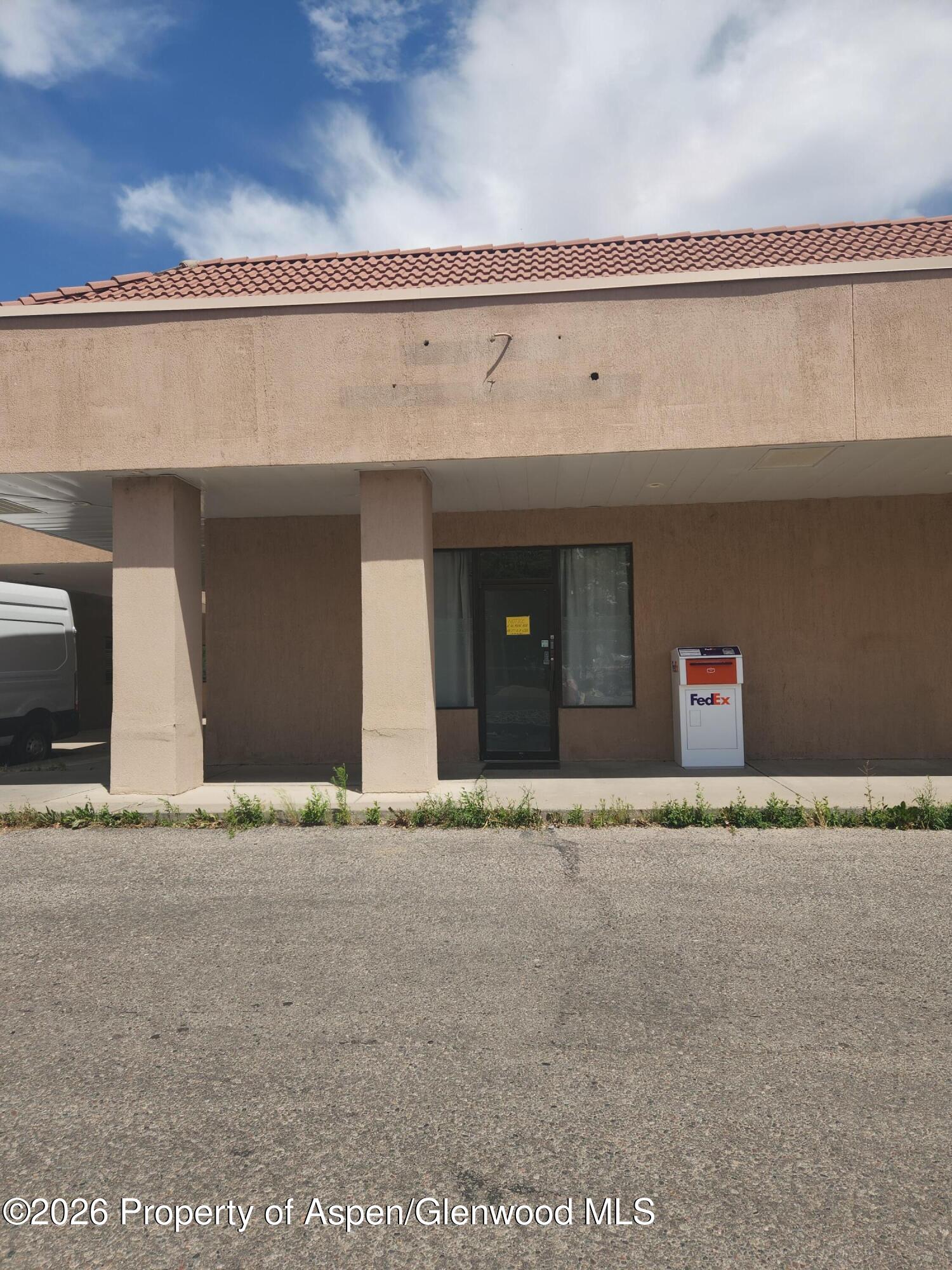 1530 Railroad Avenue Property Photo 2