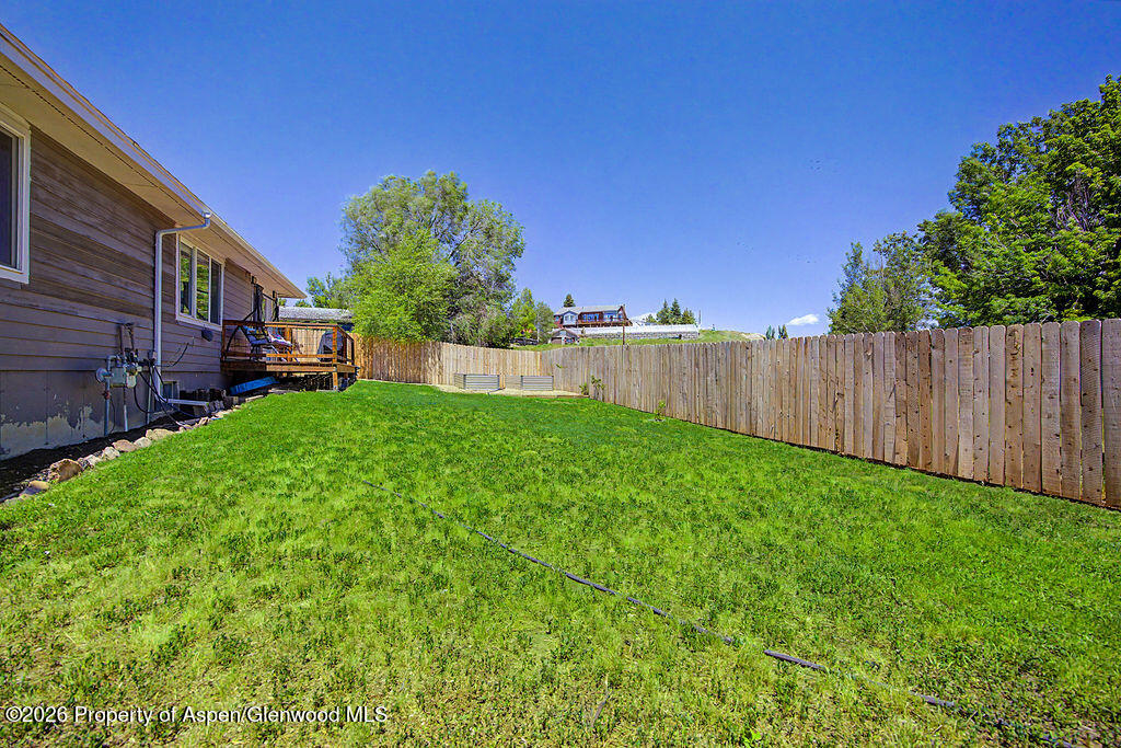 735 Finley Lane Property Photo 5