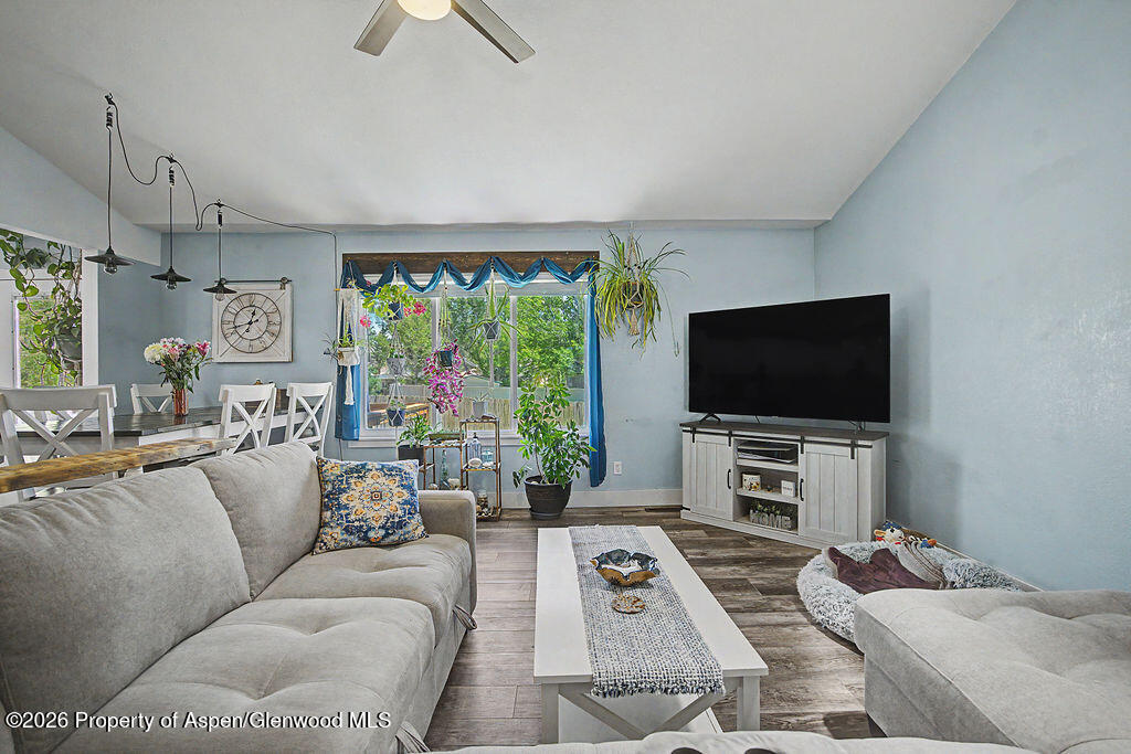 735 Finley Lane Property Photo 16
