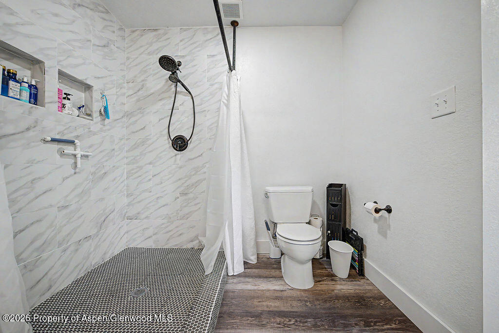 735 Finley Lane Property Photo 24