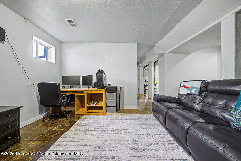 735 Finley Lane Property Photo 35