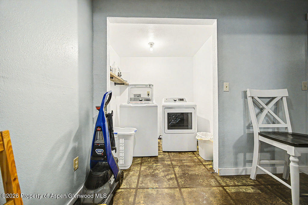 735 Finley Lane Property Photo 38