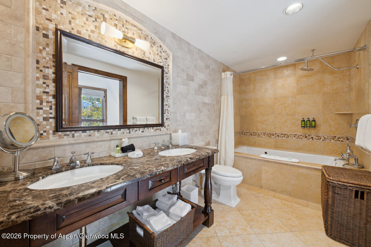 415 E Dean St. #32, Wk 9 Property Photo 22