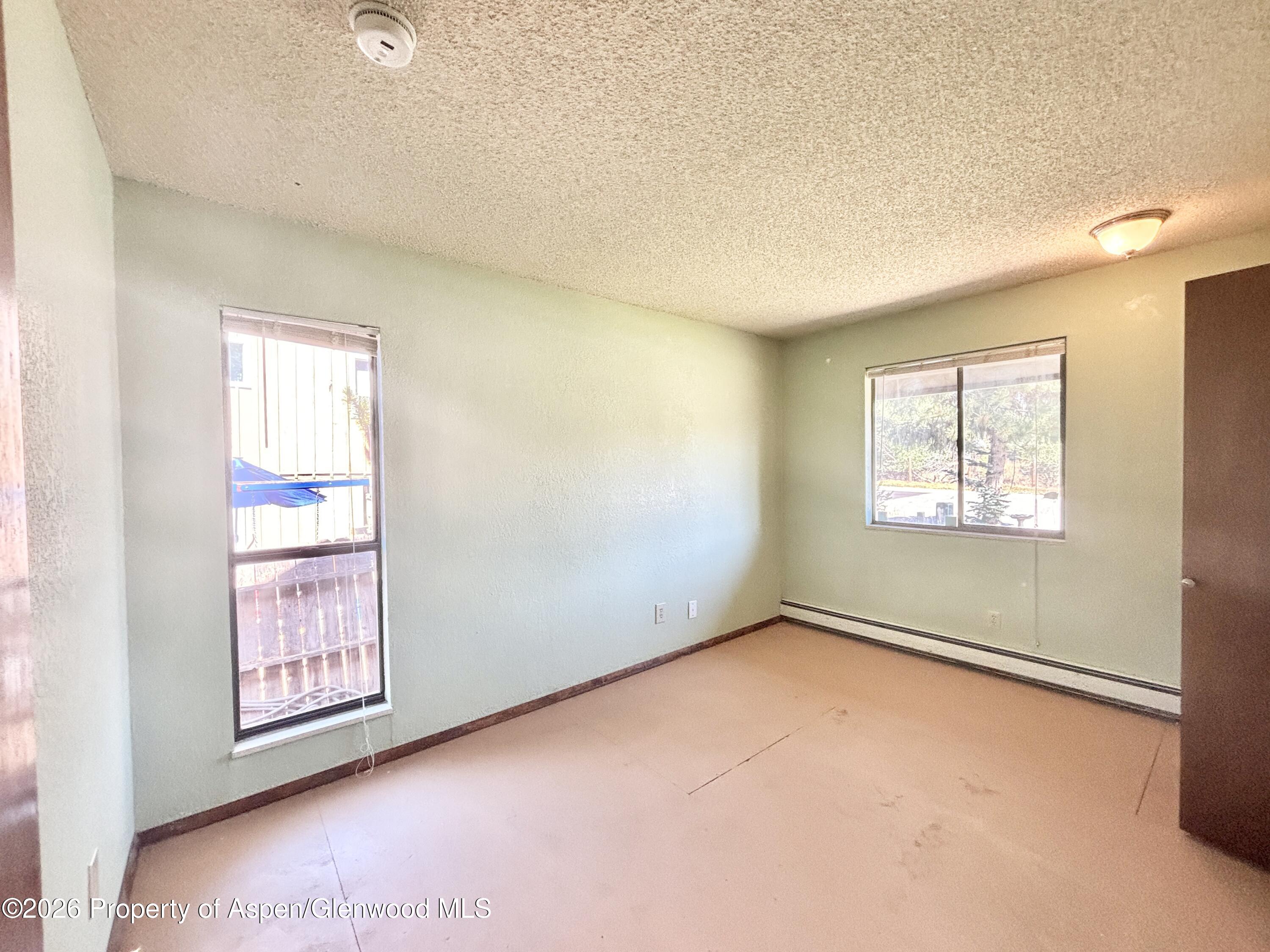 1623 W 7th Street Property Photo 9