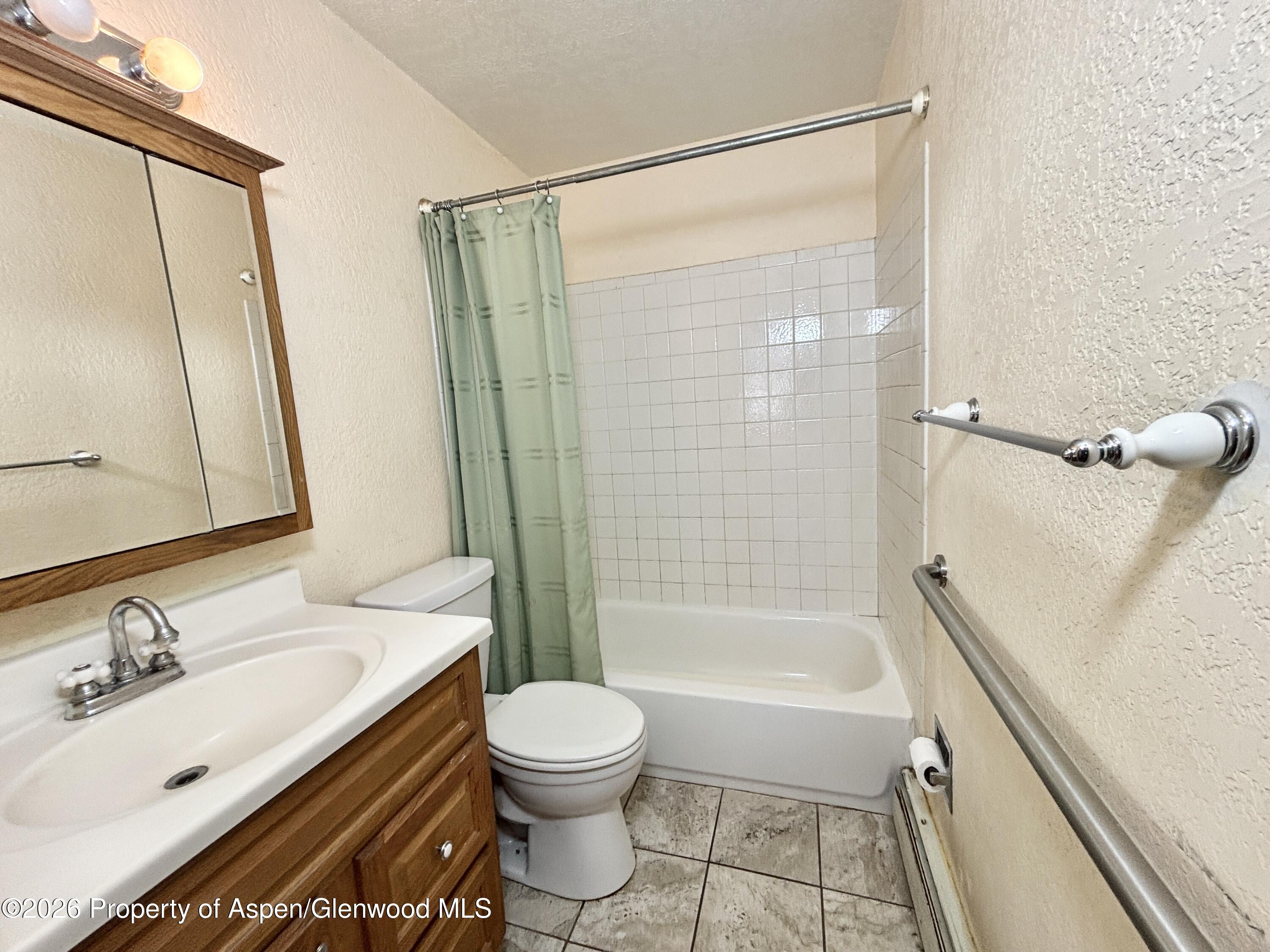 1623 W 7th Street Property Photo 11