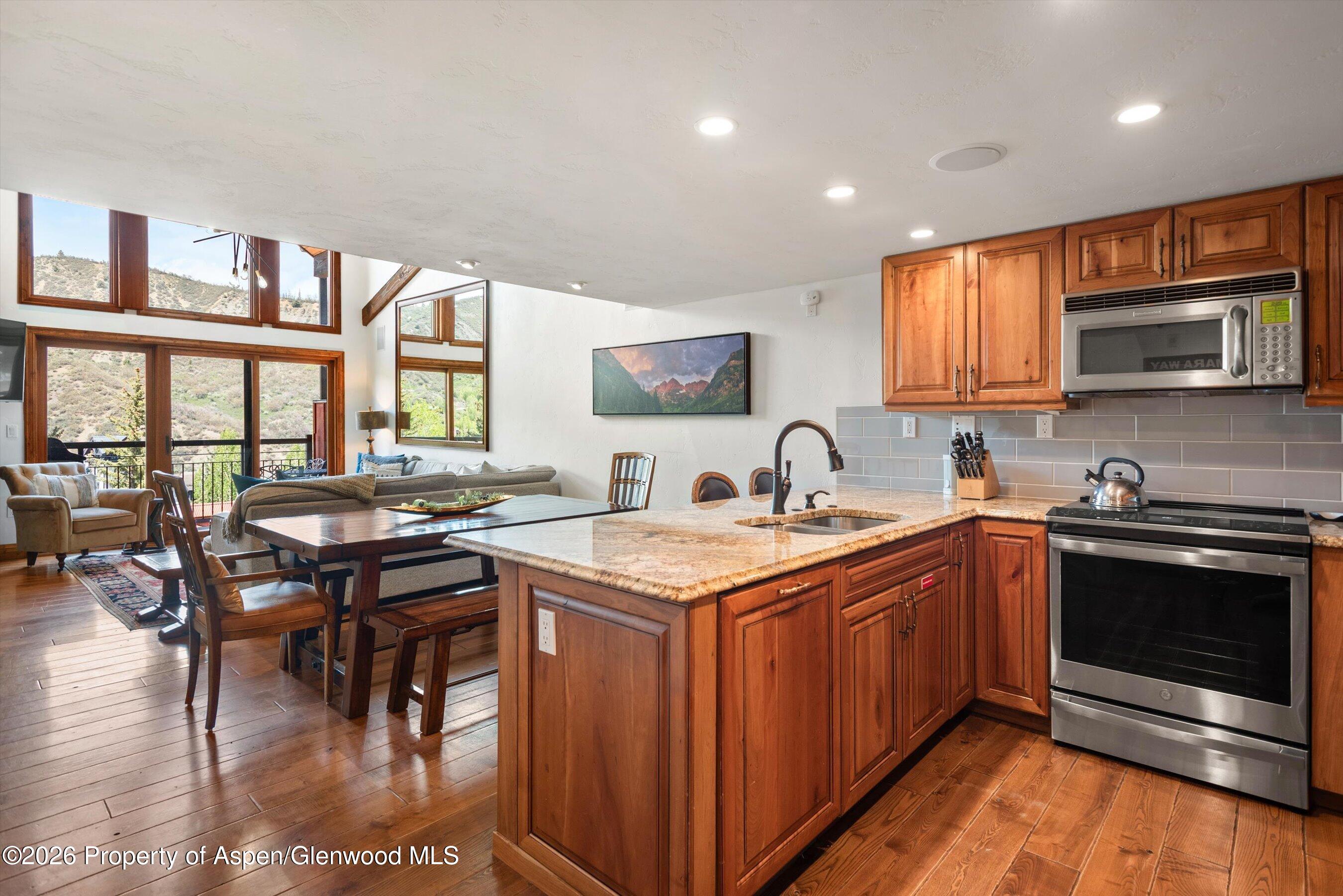400 Wood Road E-2209 Property Photo 12