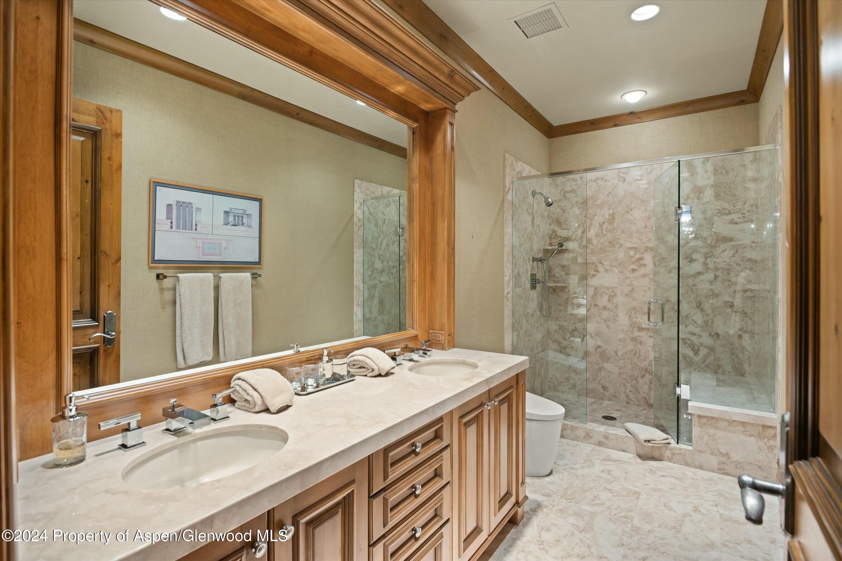 386 Pfister Drive Property Photo 31