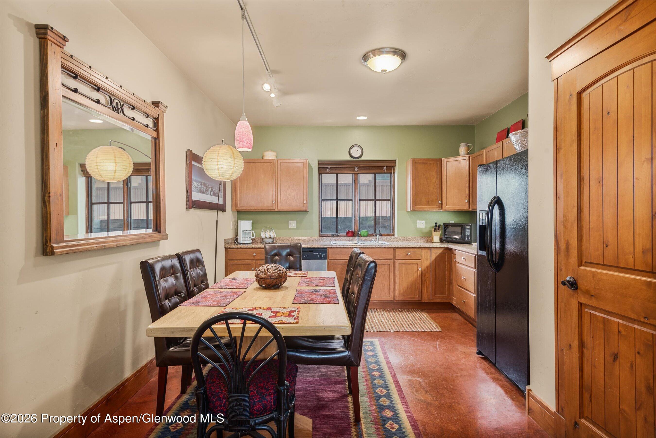 435 Oak Run Road Property Photo 58
