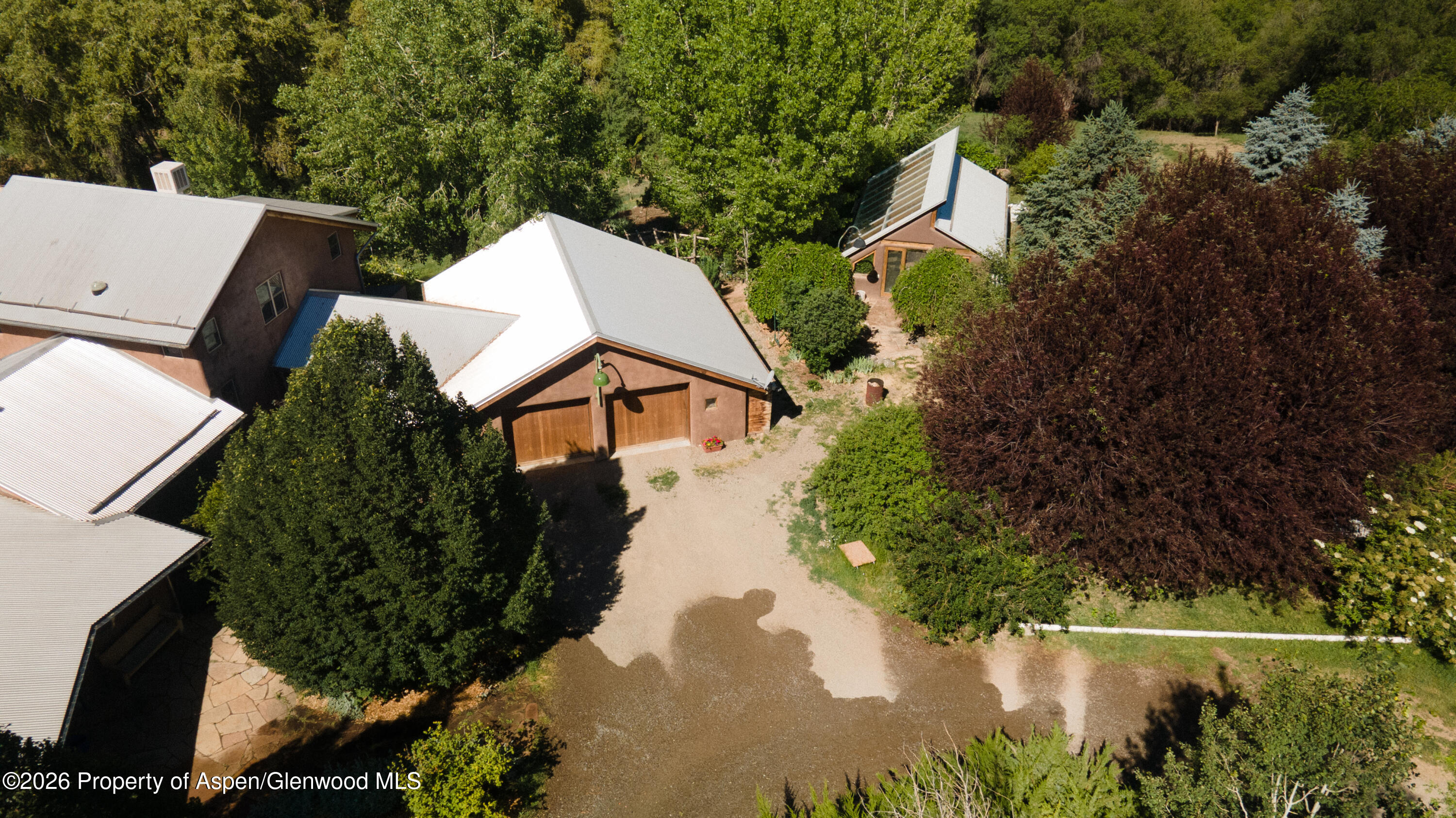 193307 Property Photo 2