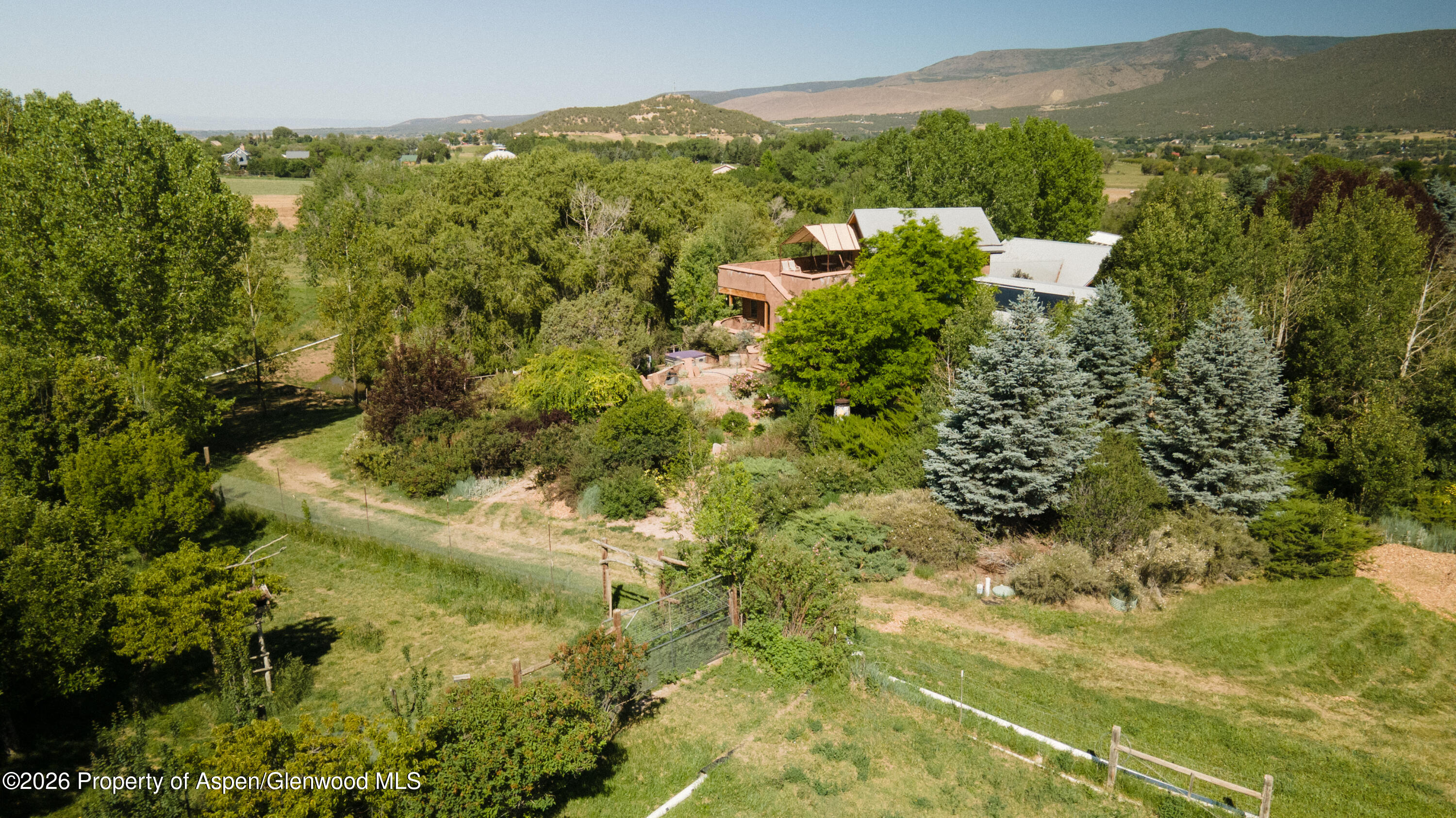 193307 Property Photo 6