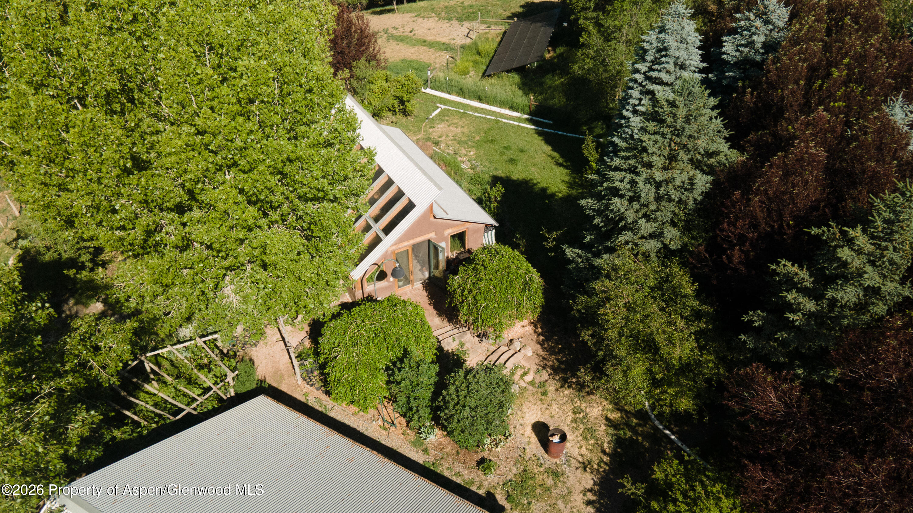 193307 Property Photo 12