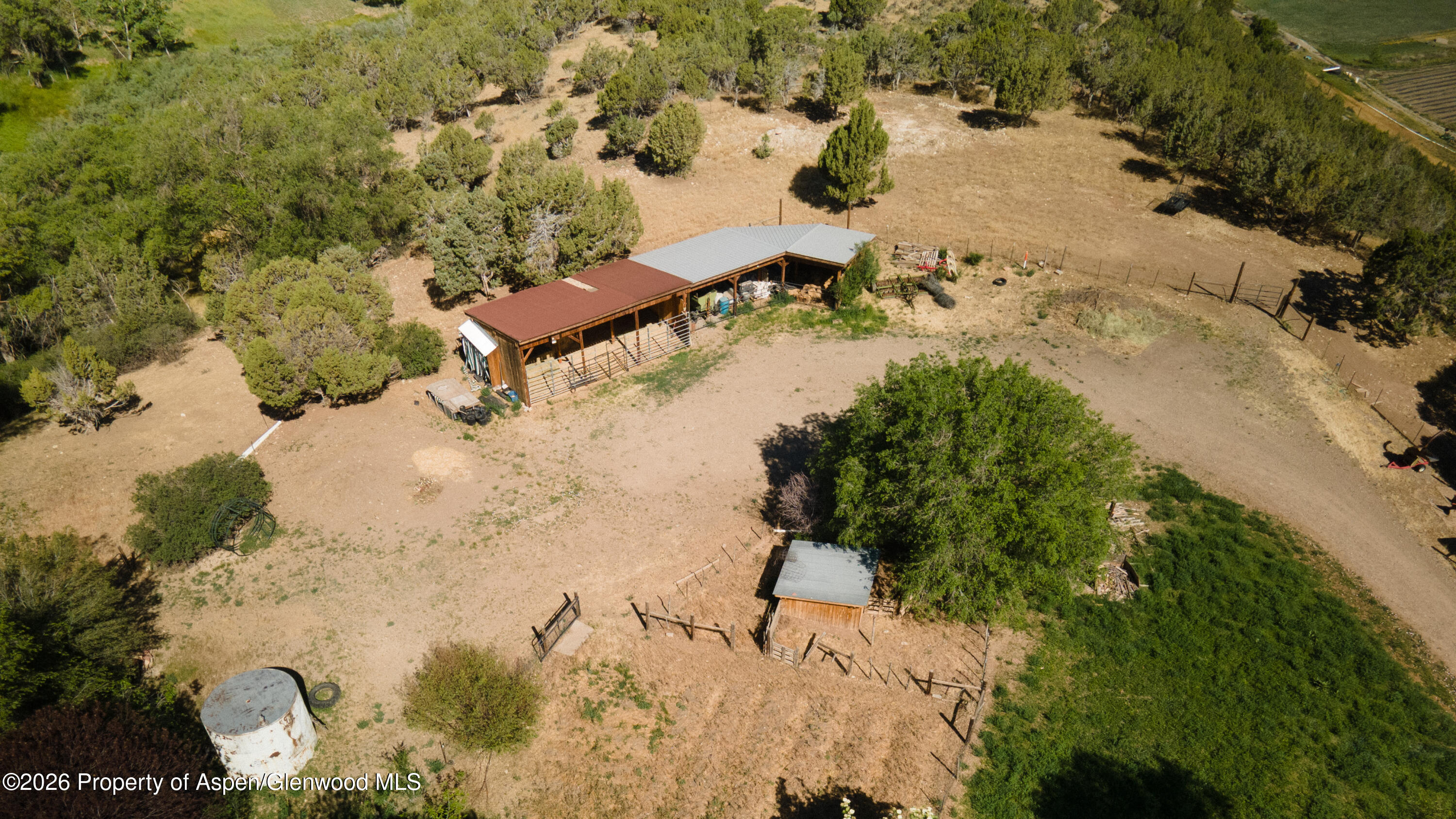 193307 Property Photo 16