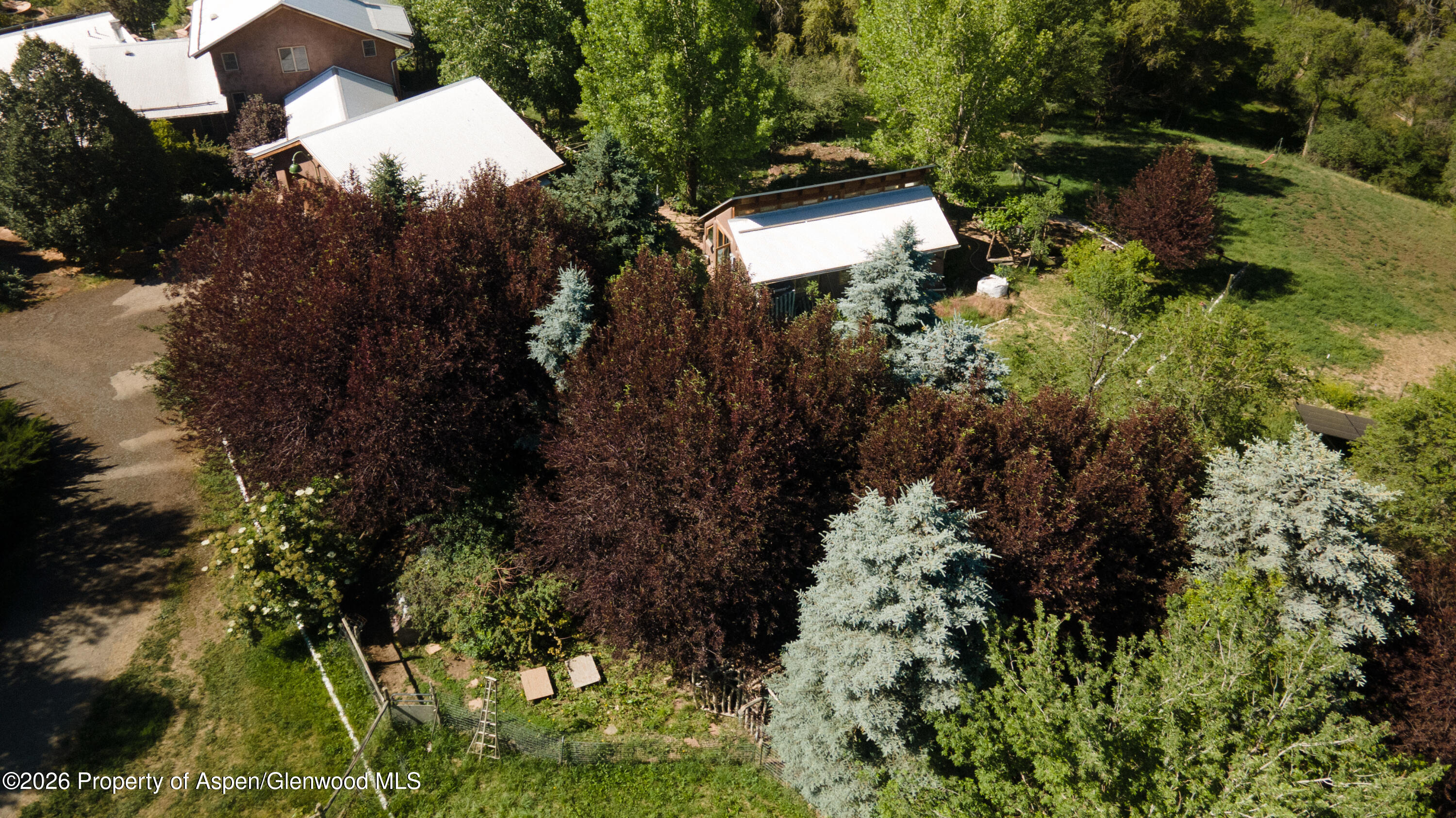 193307 Property Photo 17