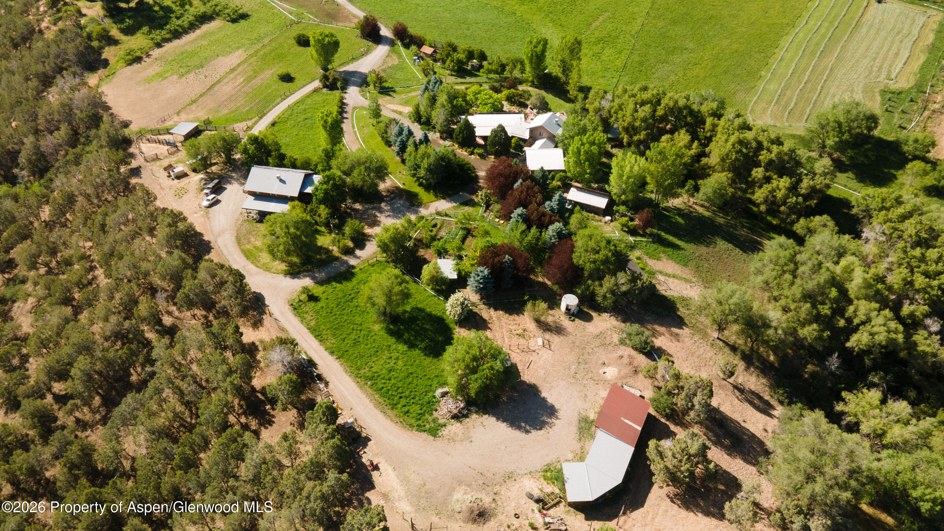 193307 Property Photo 46