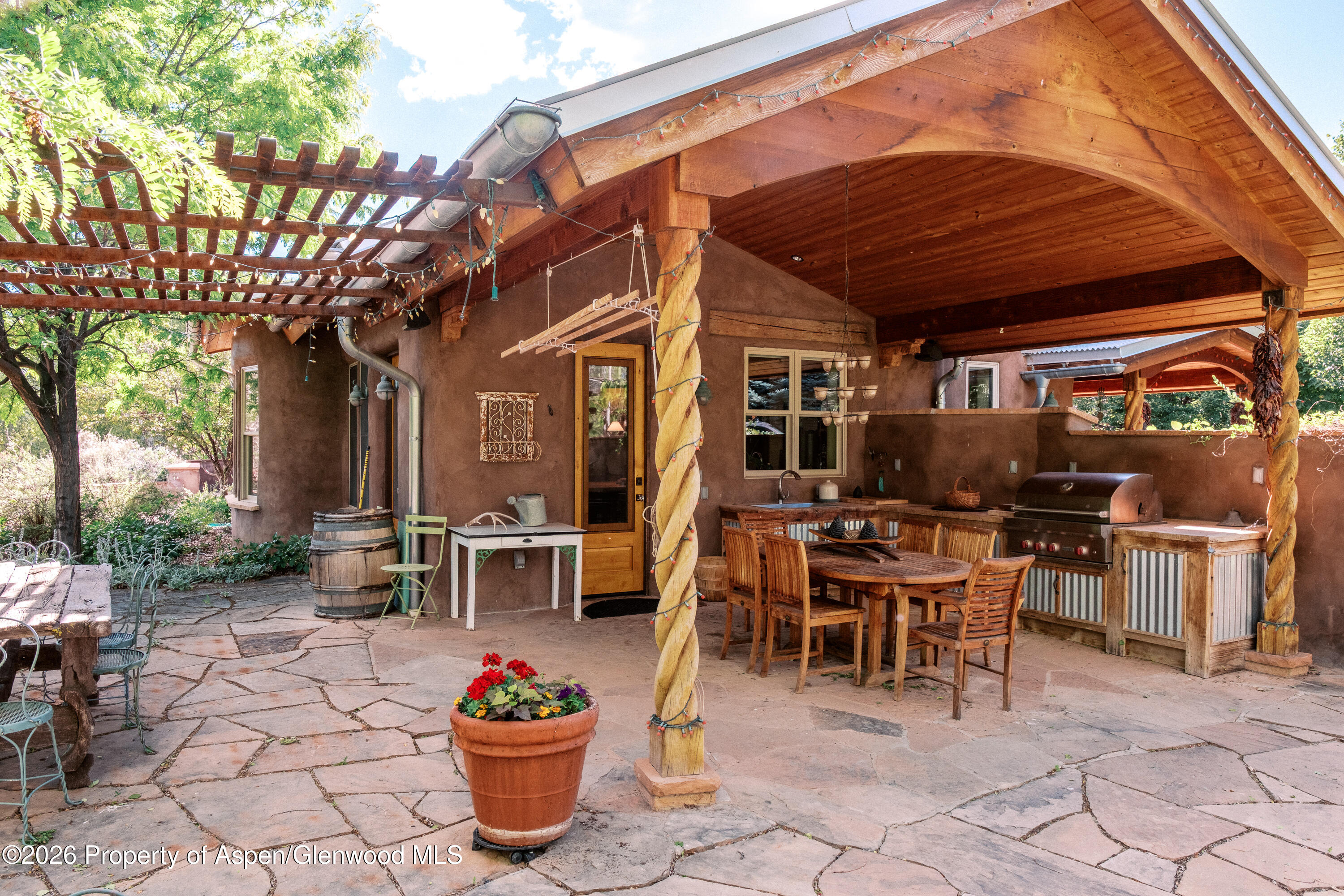 193307 Property Photo 47