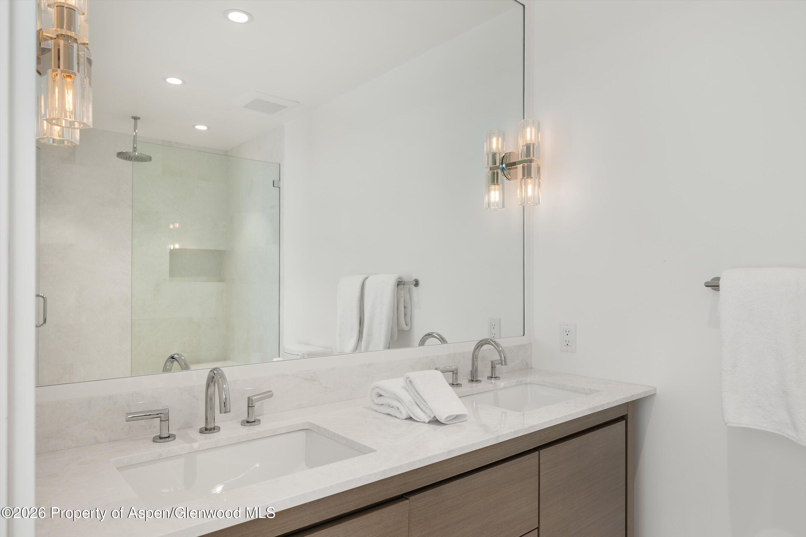100 N Eighth Street 3 Property Photo 46