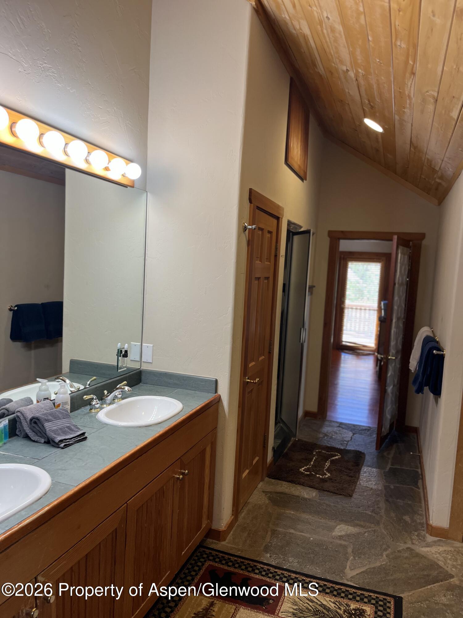 135 Lewis Lane Property Photo 12