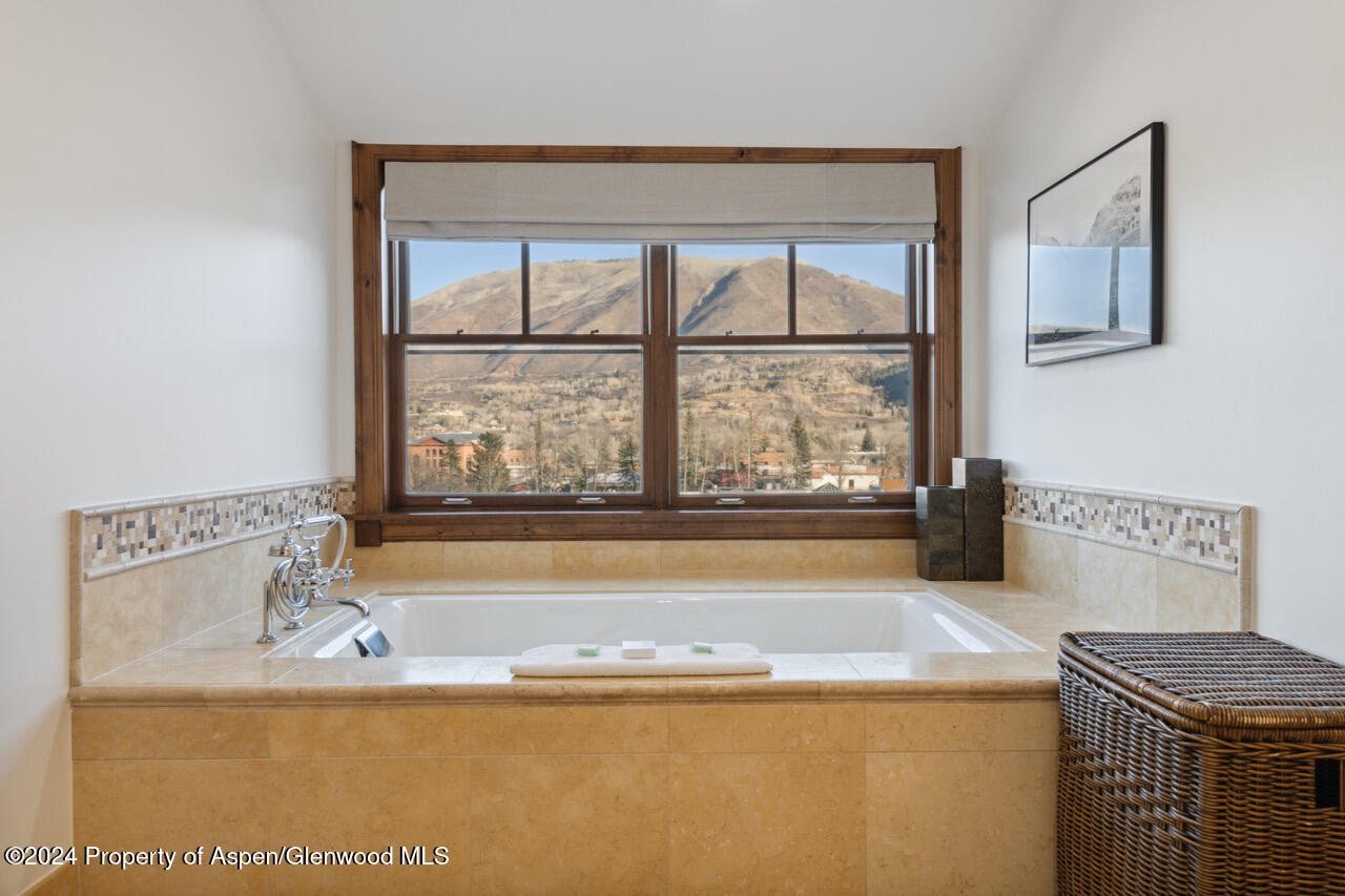 415 E Dean St, Unit 45 Property Photo 17