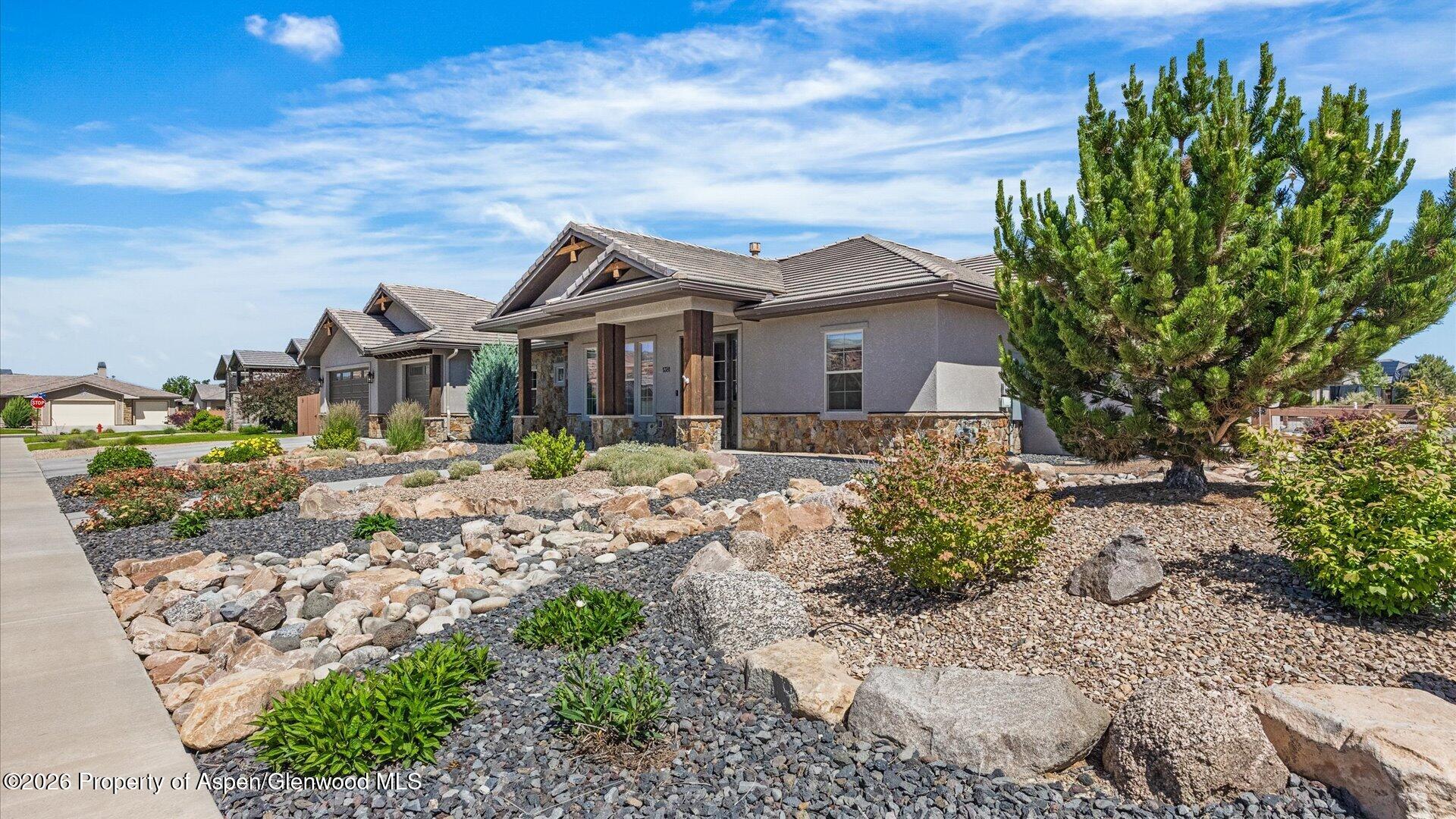 1381 Kiva Drive Property Photo 4