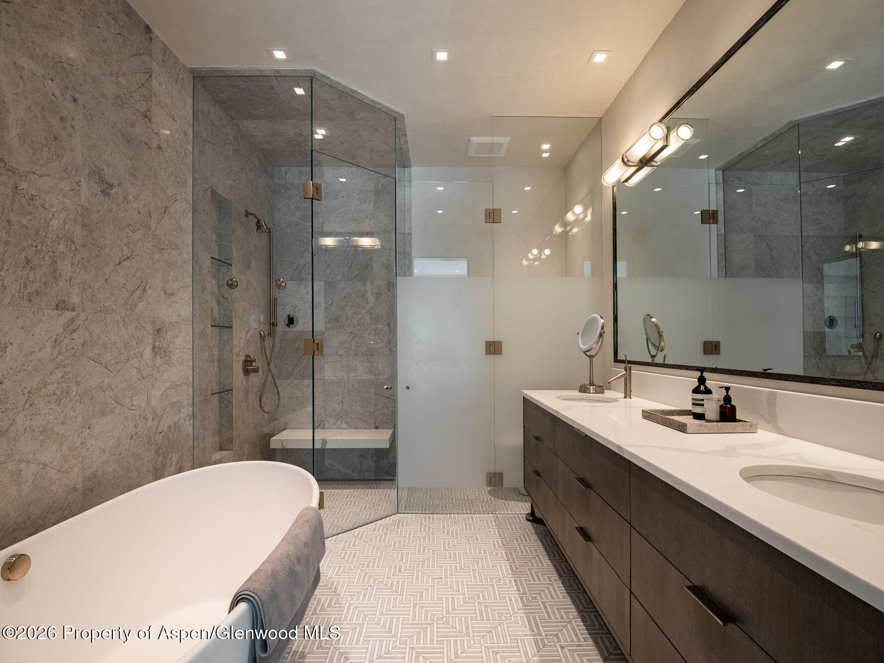 1154 E Cooper Avenue Unit B Property Photo 11