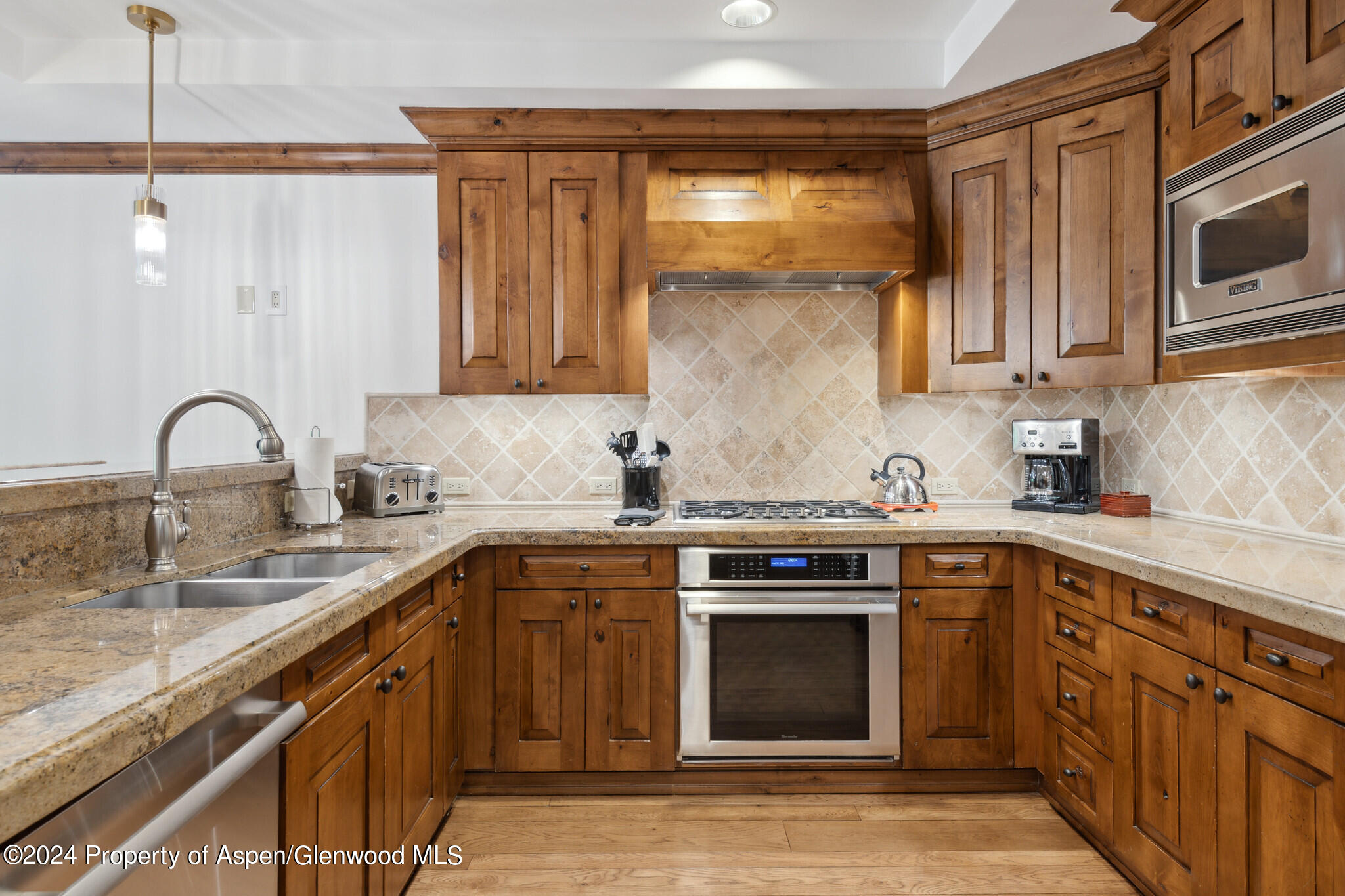 415 E Dean St., Unit 37 Property Photo 5