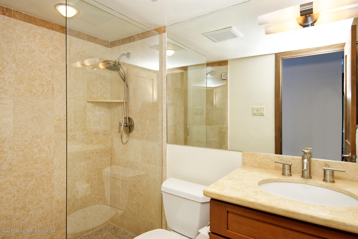 630 E Cooper #13 Property Photo 8