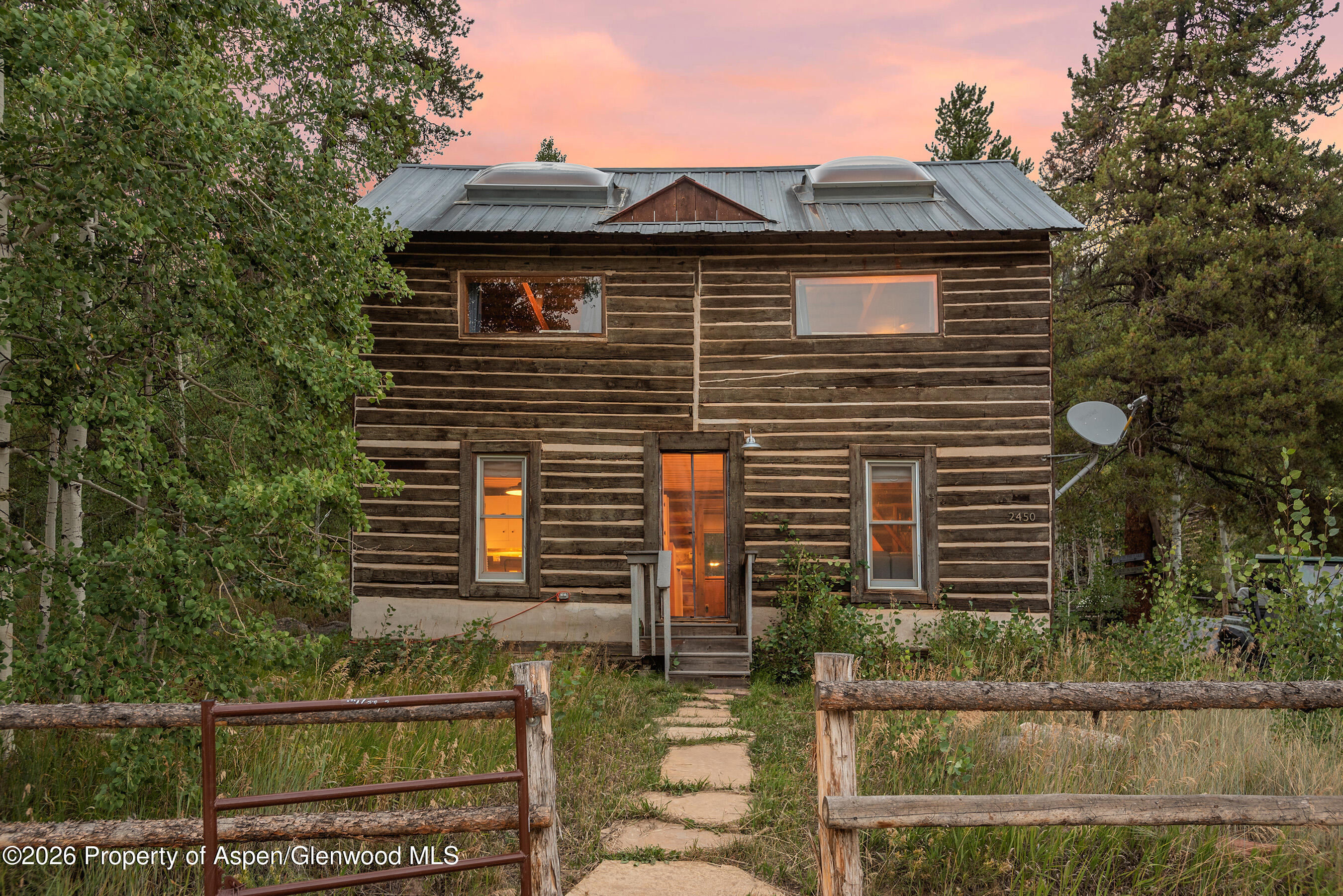 2450 North Fork Road Property Photo 9