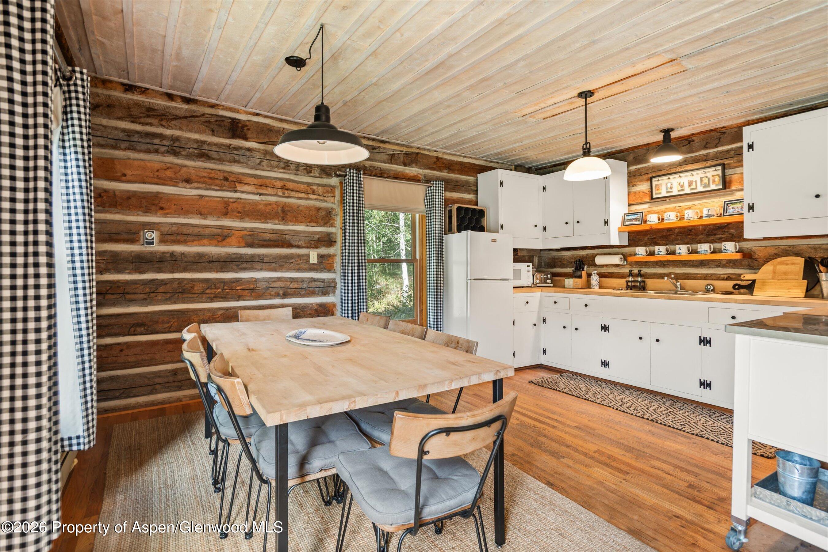 2450 North Fork Road Property Photo 10