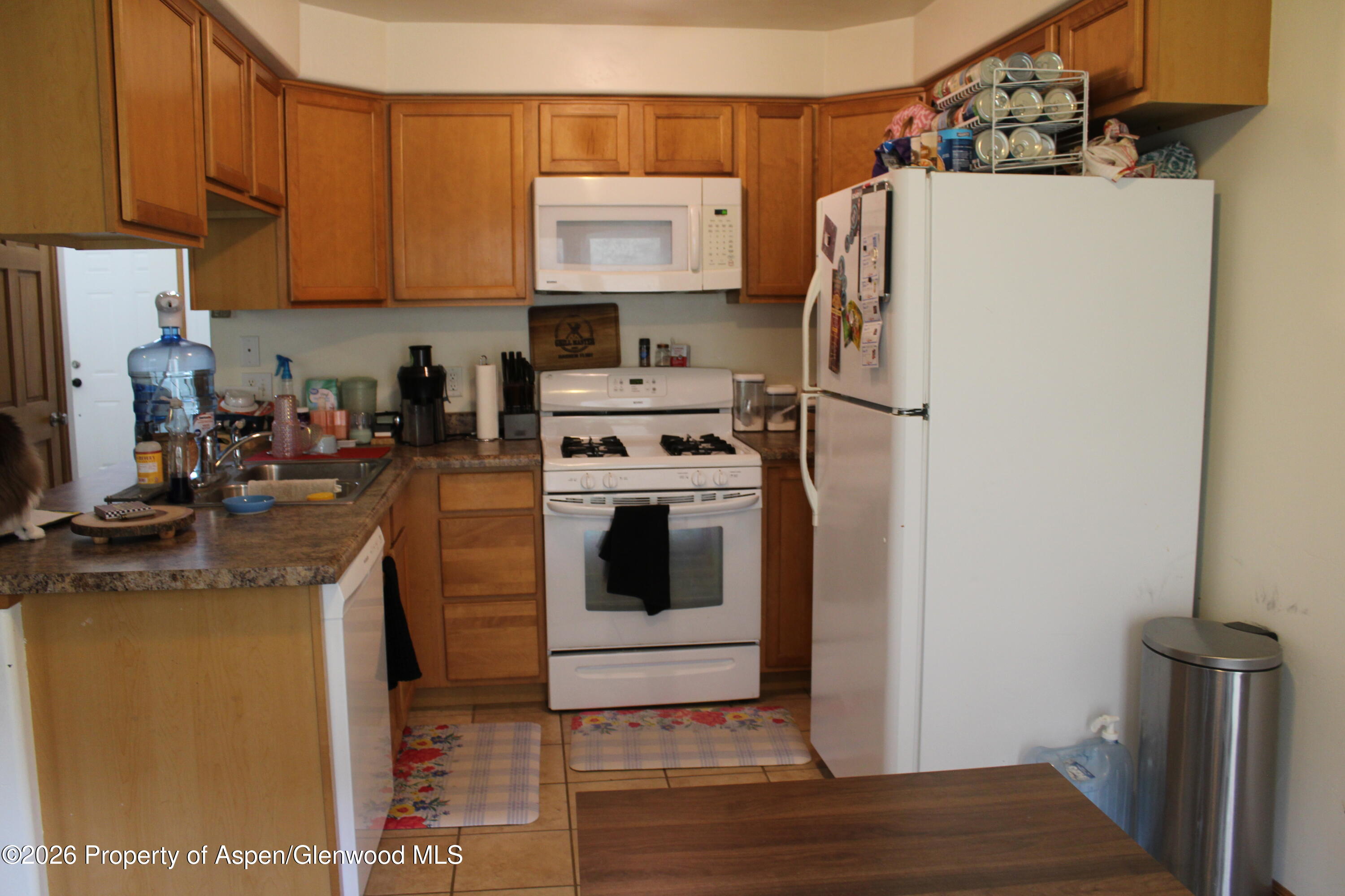 3119 Howard Avenue Property Photo 3