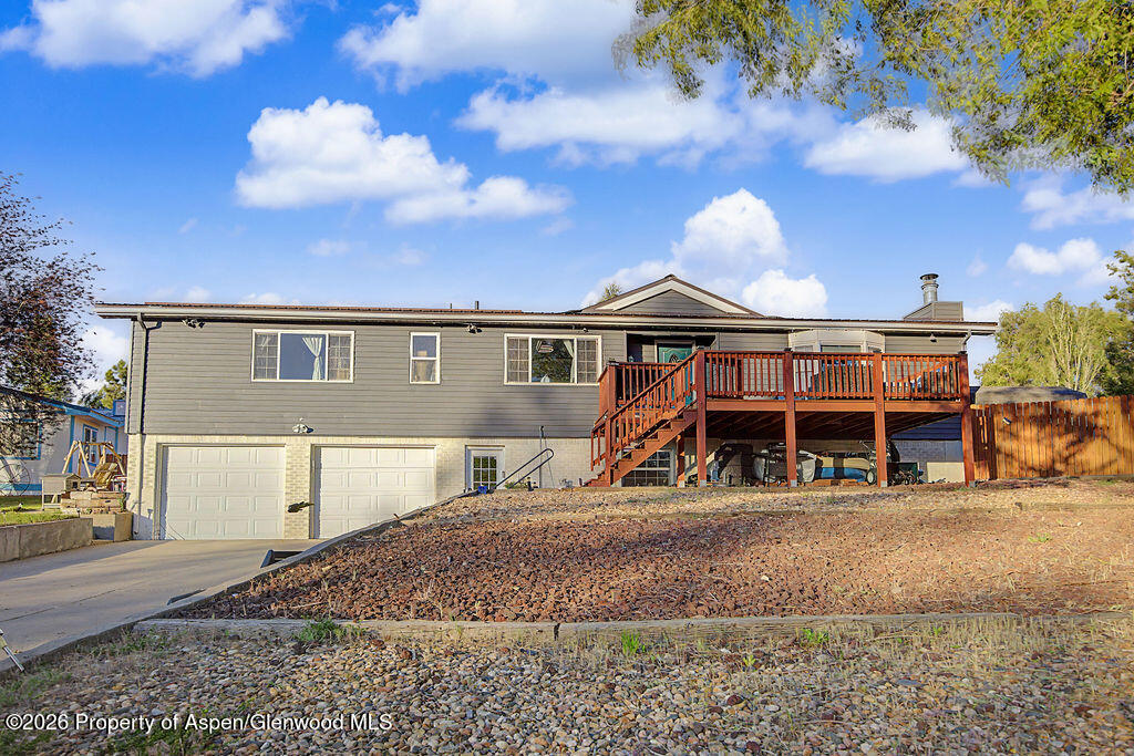 889 Ashley Road Property Photo 1