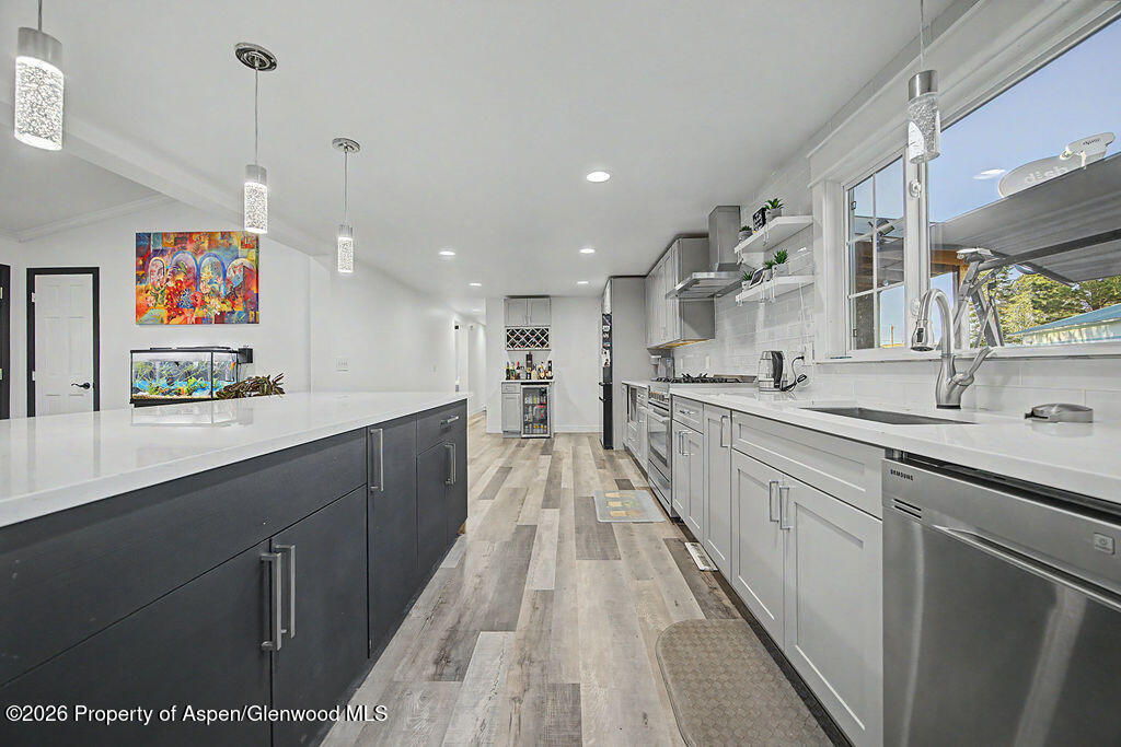 889 Ashley Road Property Photo 14