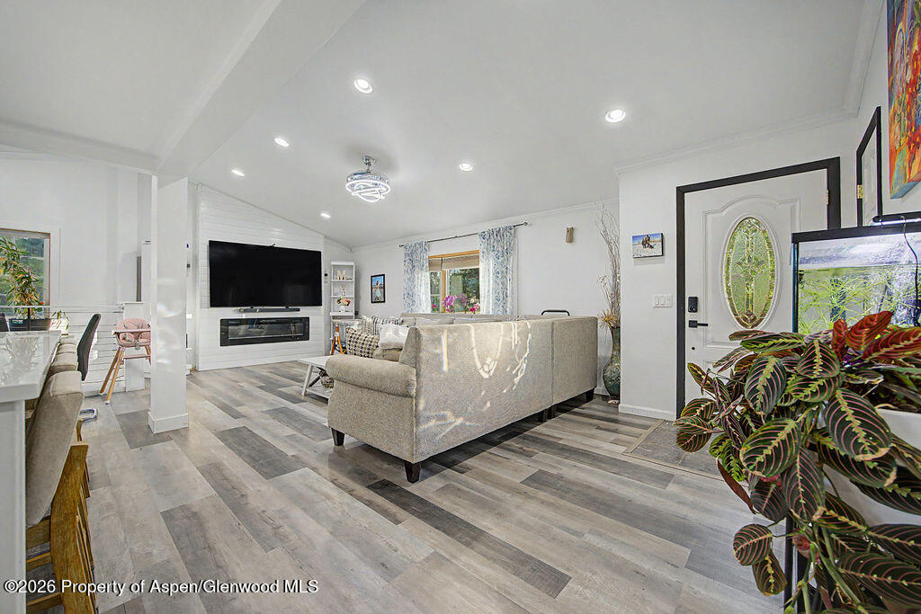 889 Ashley Road Property Photo 20