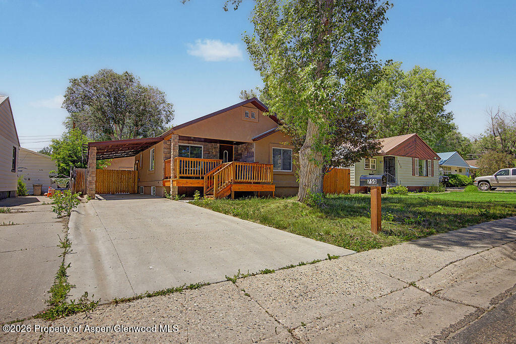 750 Pershing Street Property Photo 2