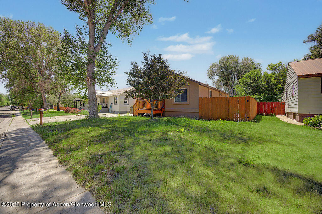 750 Pershing Street Property Photo 6