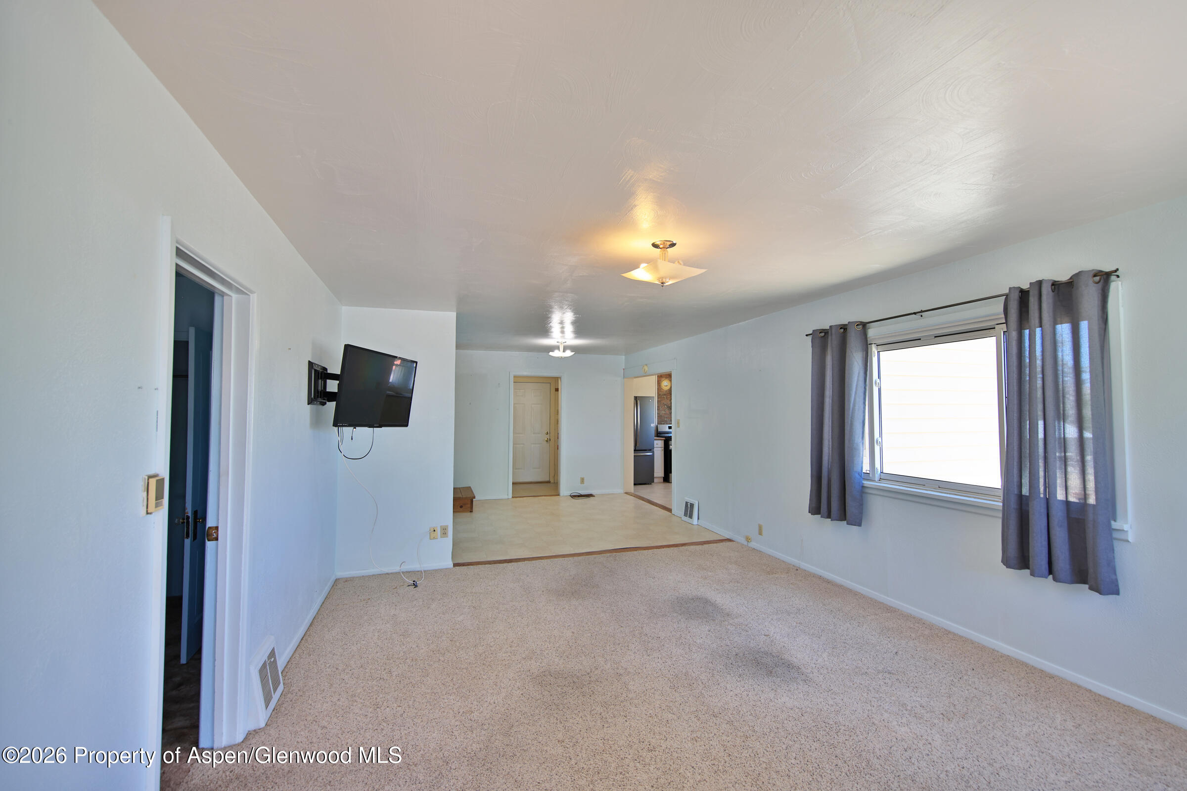 10945 Highway 65 Property Photo 3