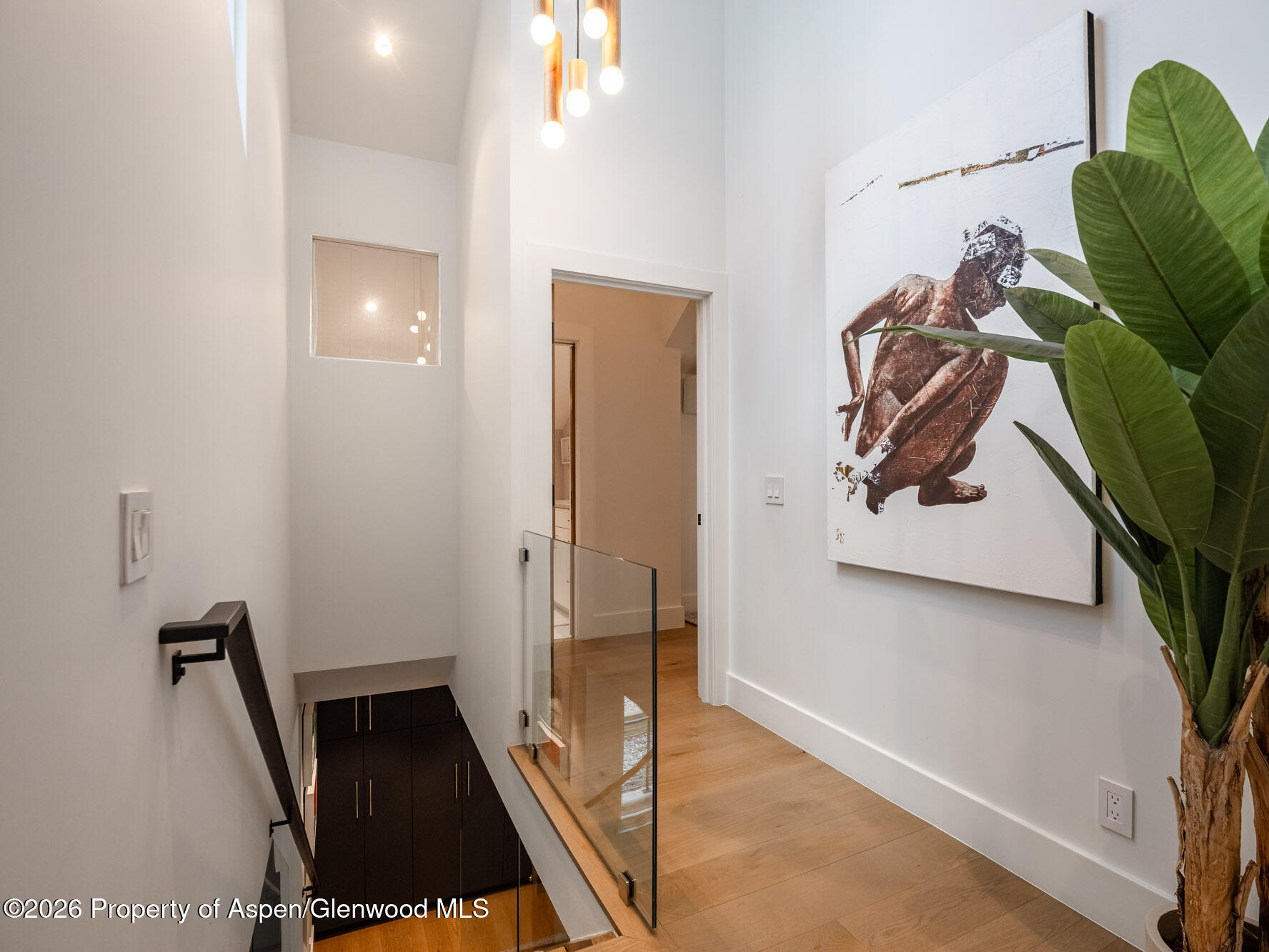 314 N Riverside Avenue 2 Property Photo 12