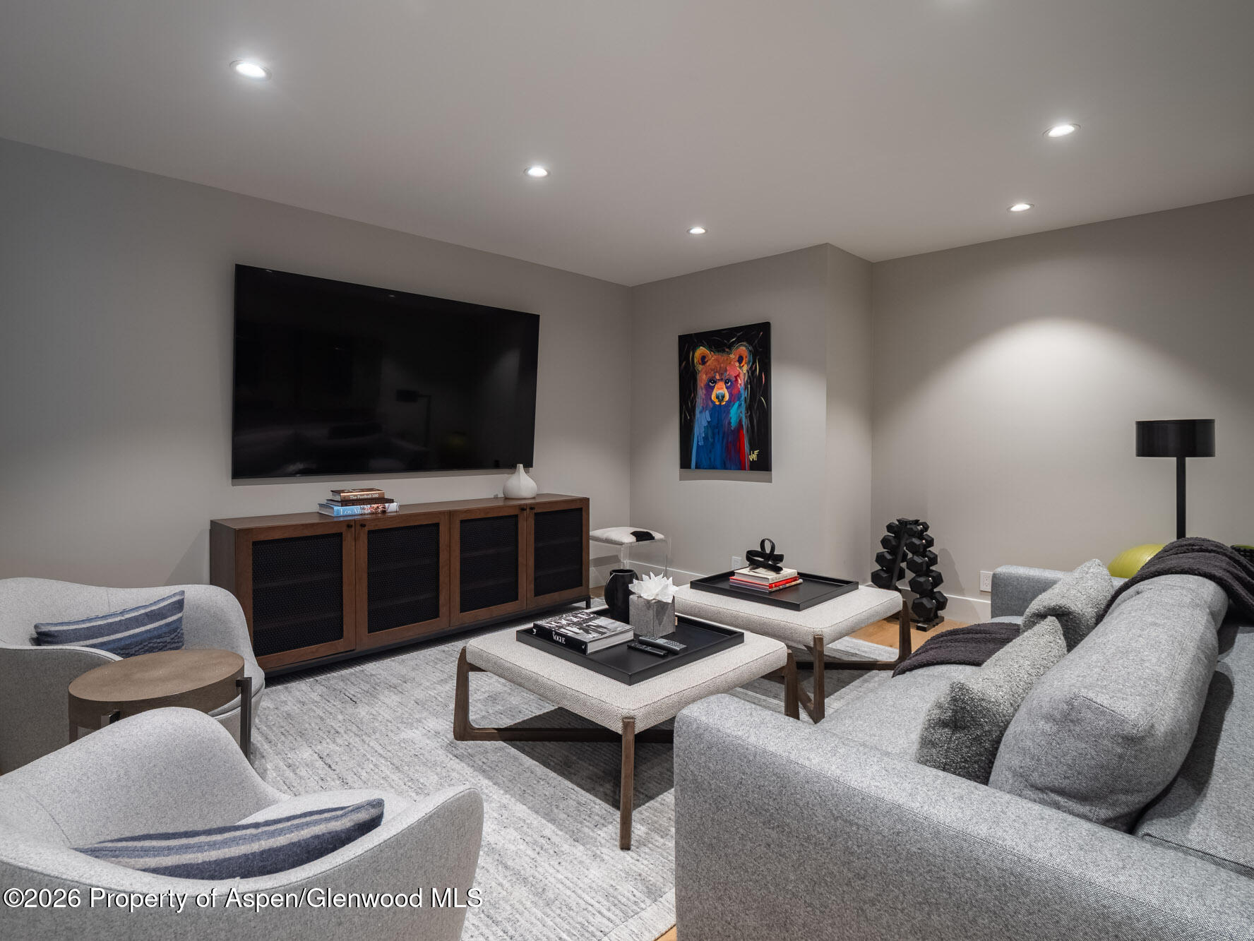 314 N Riverside Avenue 2 Property Photo 21