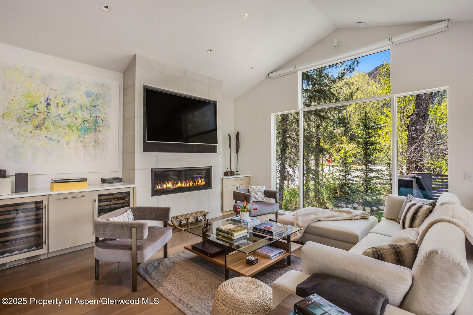 100 Park Avenue Property Photo 1