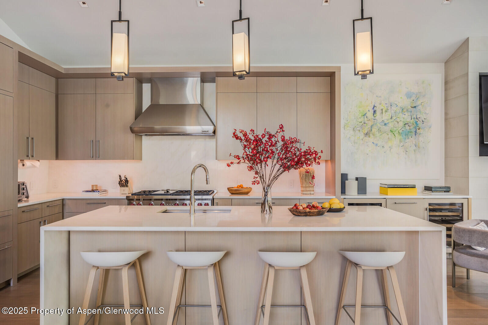 100 Park Avenue Property Photo 2