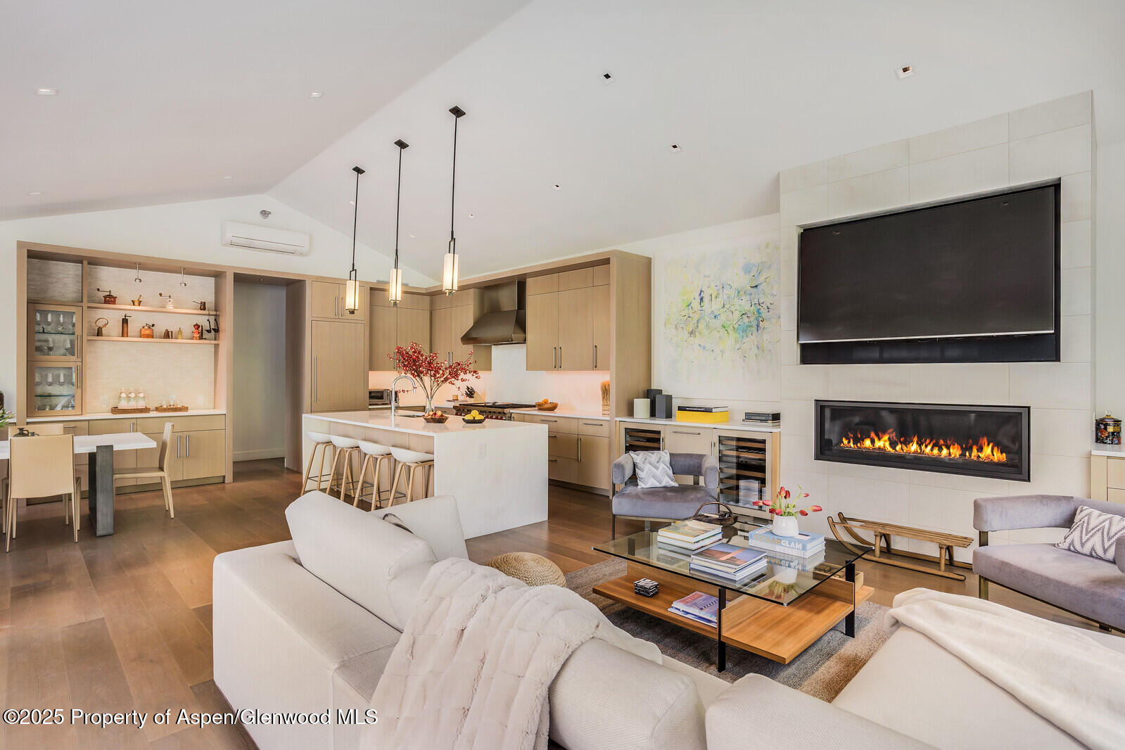 100 Park Avenue Property Photo 3