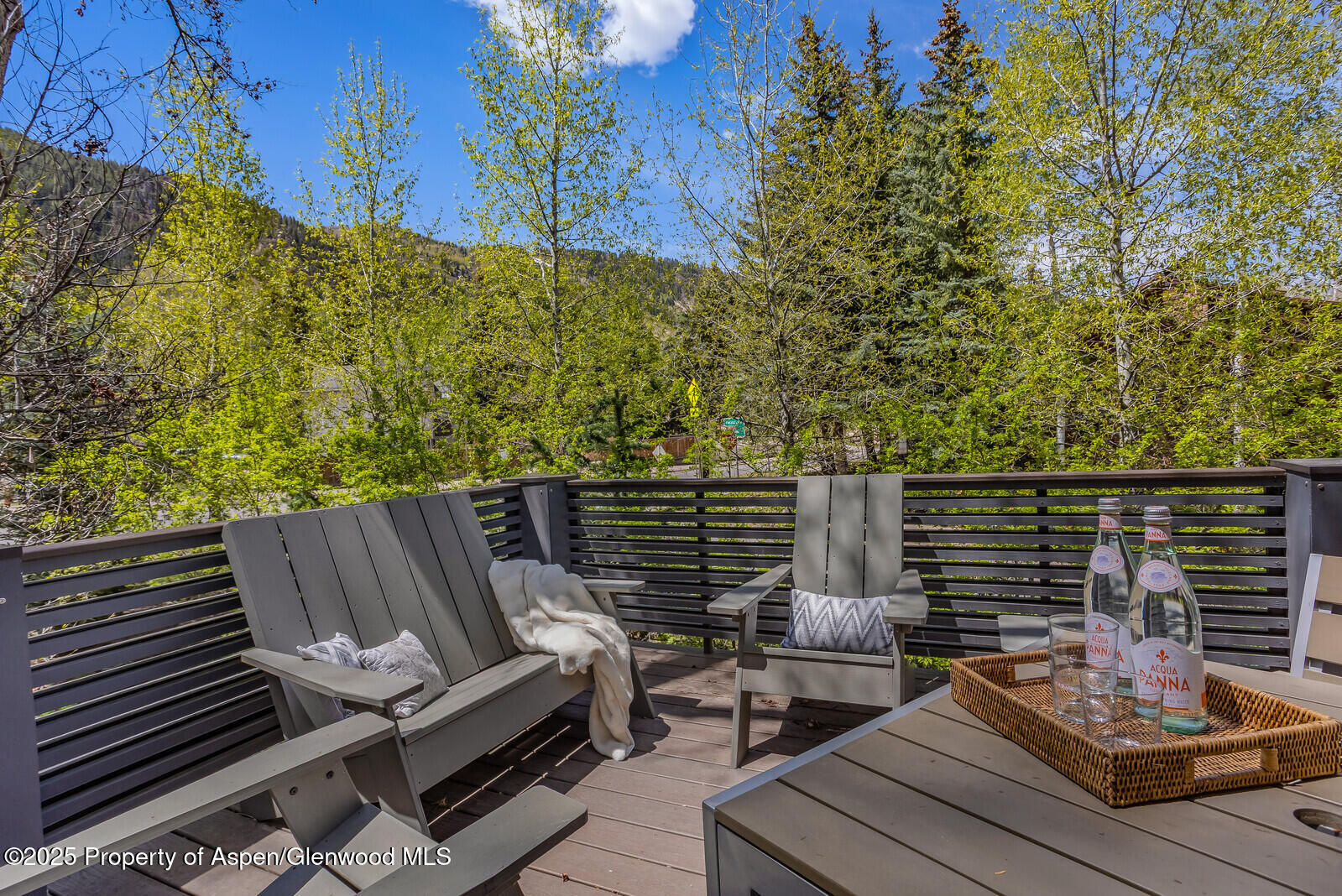 100 Park Avenue Property Photo 12